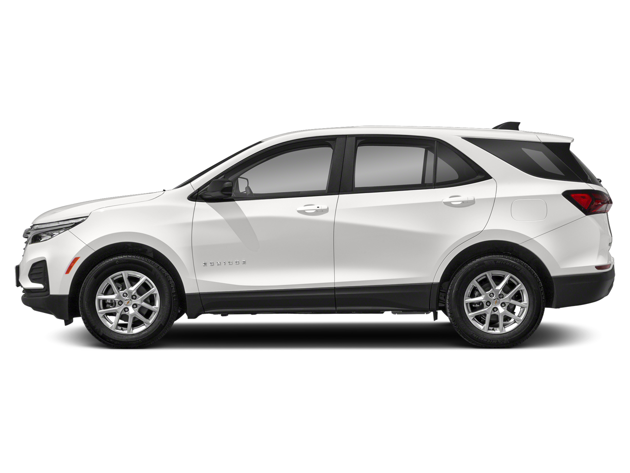 2022 Chevrolet Equinox LS photo 3