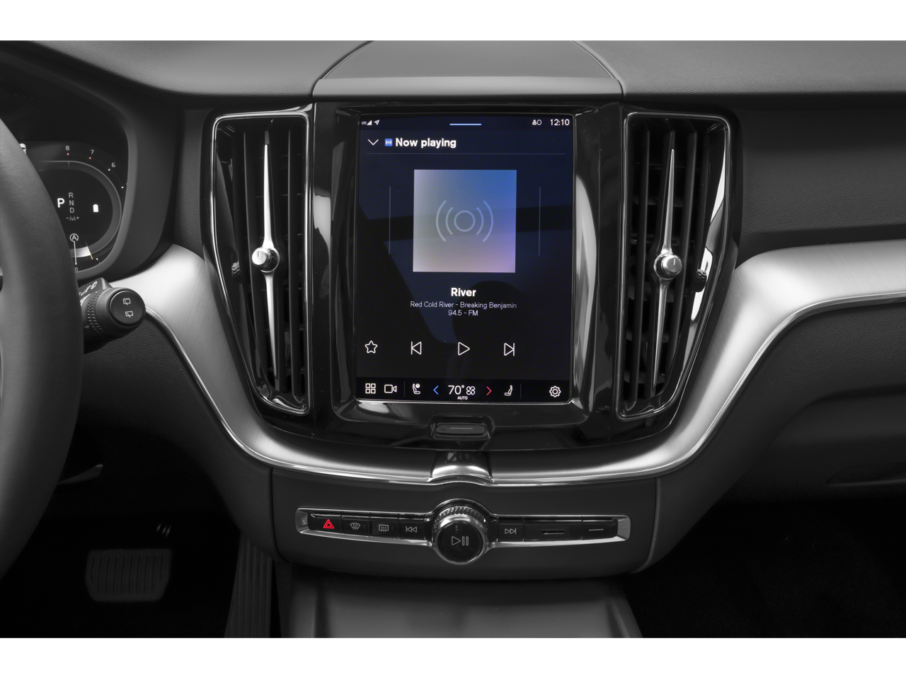2025 Volvo XC60 B5 Ultra