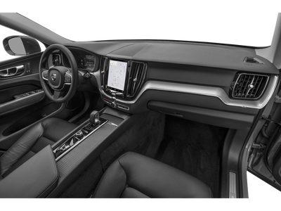 2025 Volvo XC60 B5 Ultra