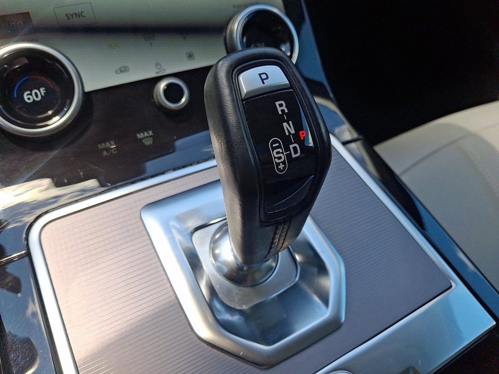 2021 Land Rover Range Rover Evoque SE