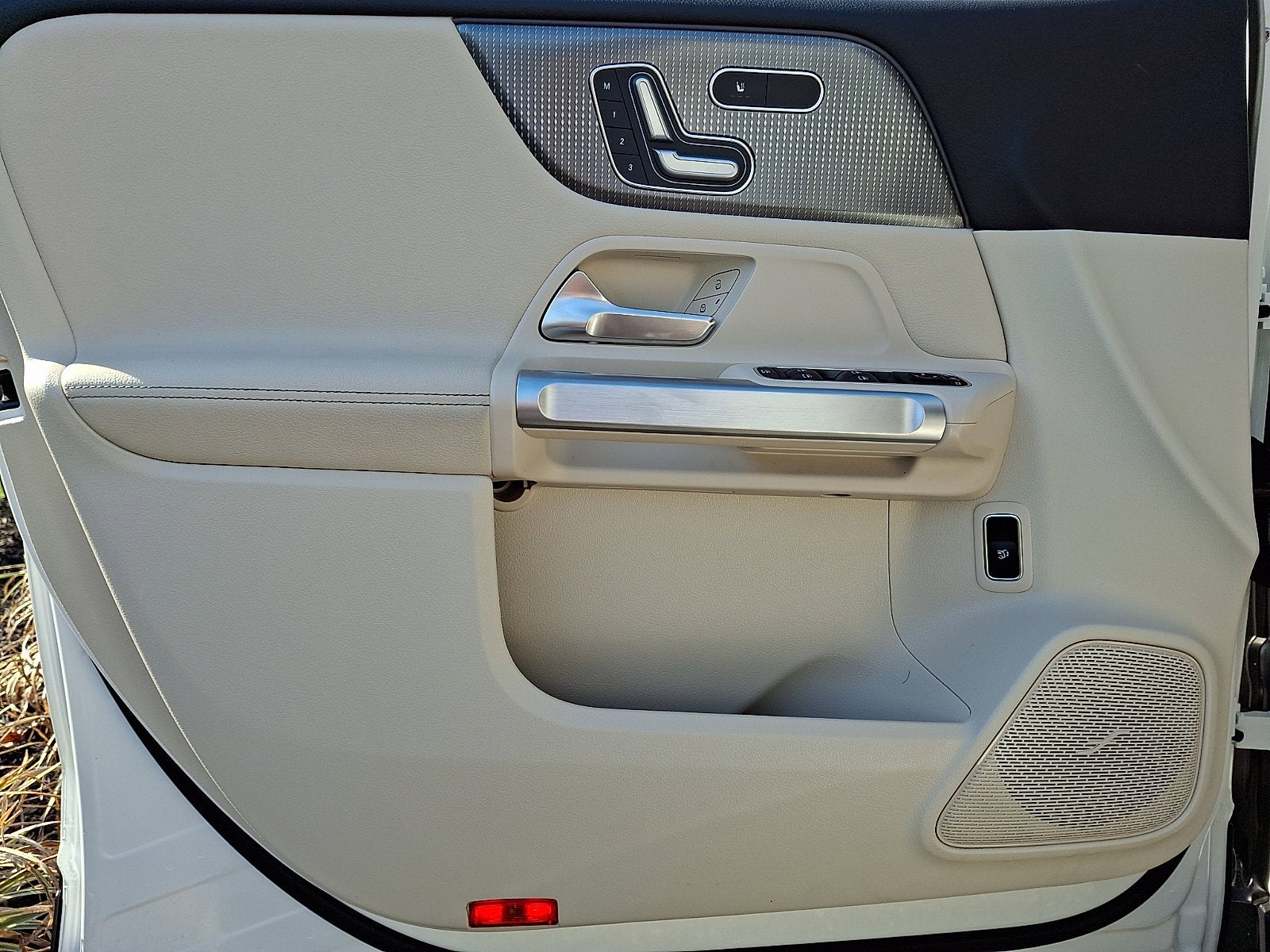 2023 Mercedes-Benz EQB 300 4MATIC®