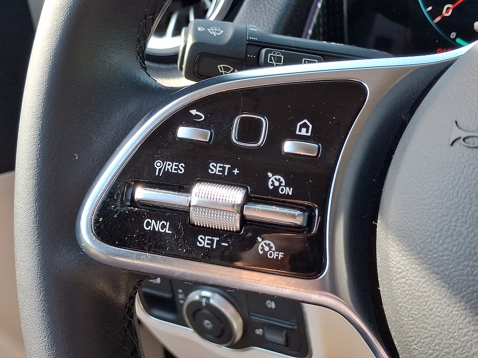 2023 Mercedes-Benz EQB 300 4MATIC®