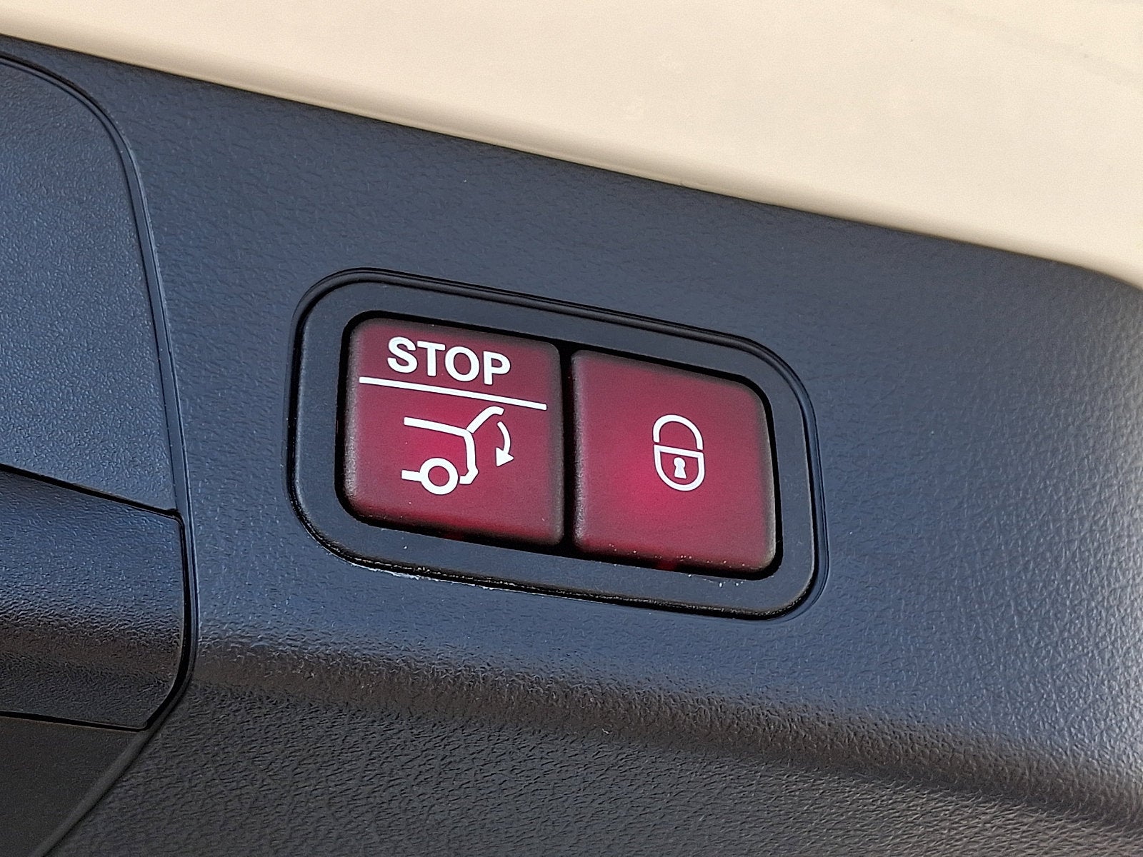 2023 Mercedes-Benz EQB 300 4MATIC®