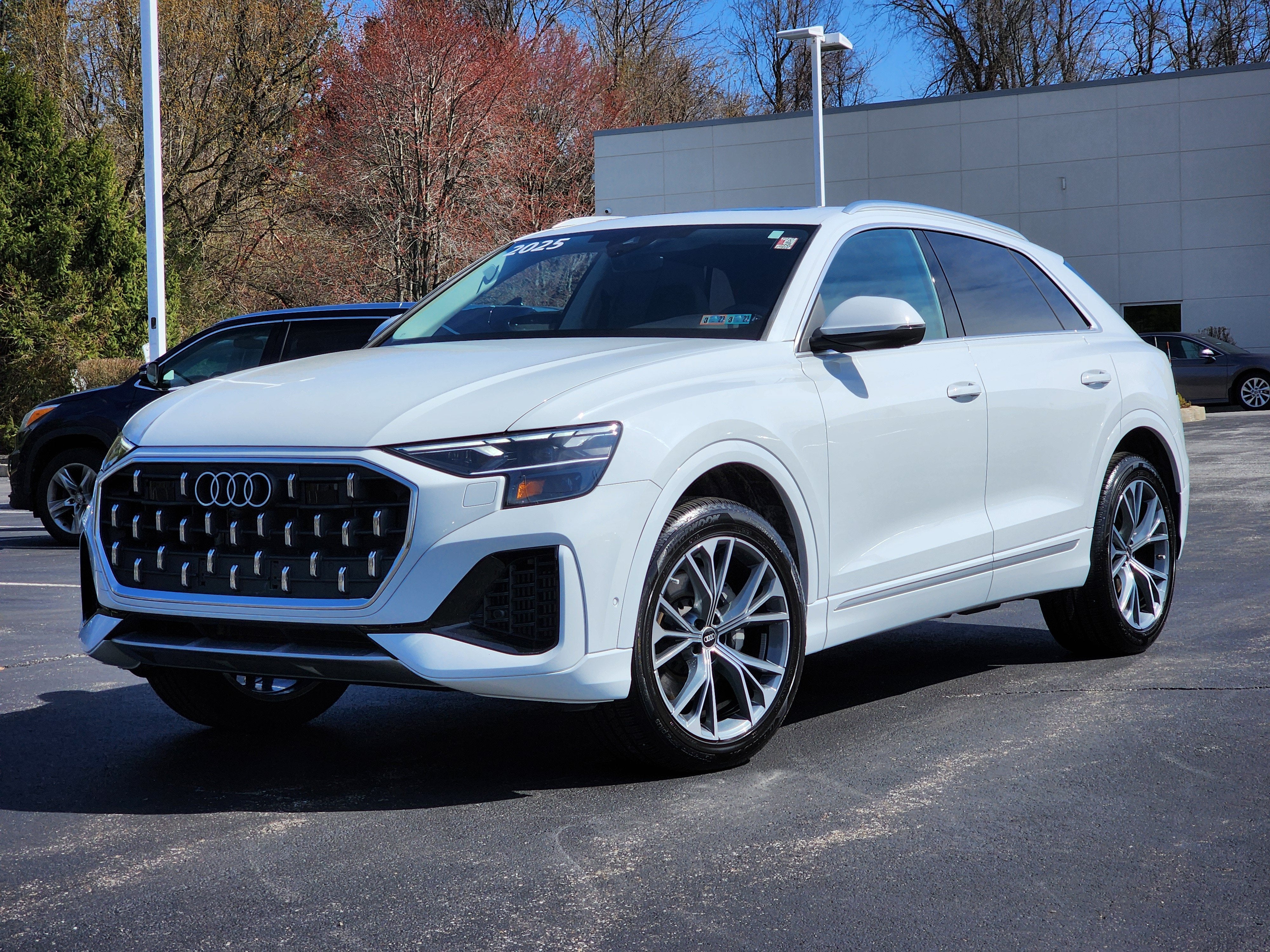 2025 Audi Q8 55 Premium Plus quattro