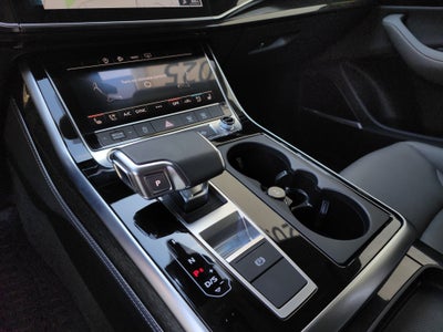 2025 Audi Q8 55 Premium Plus quattro