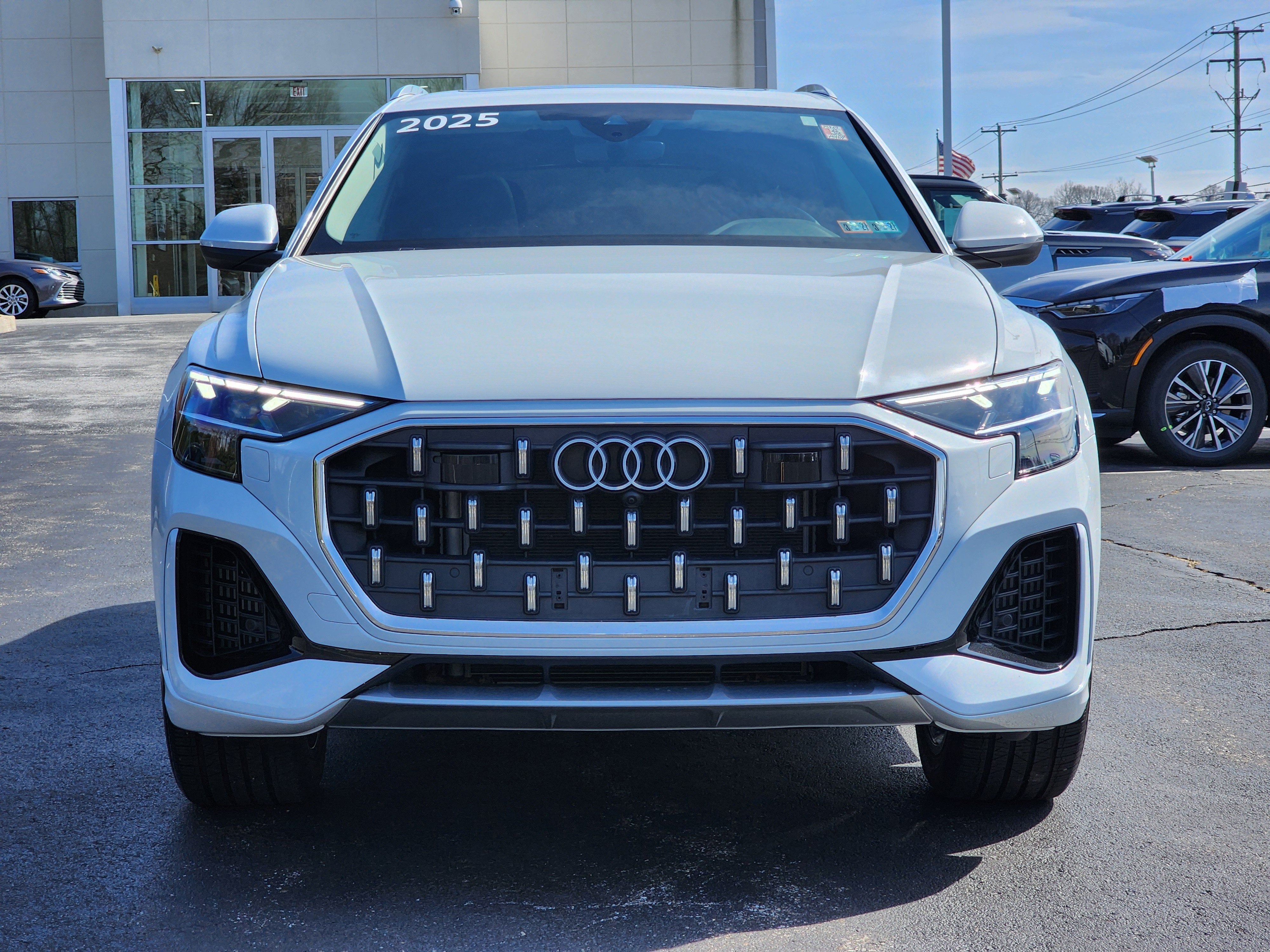 2025 Audi Q8 55 Premium Plus quattro