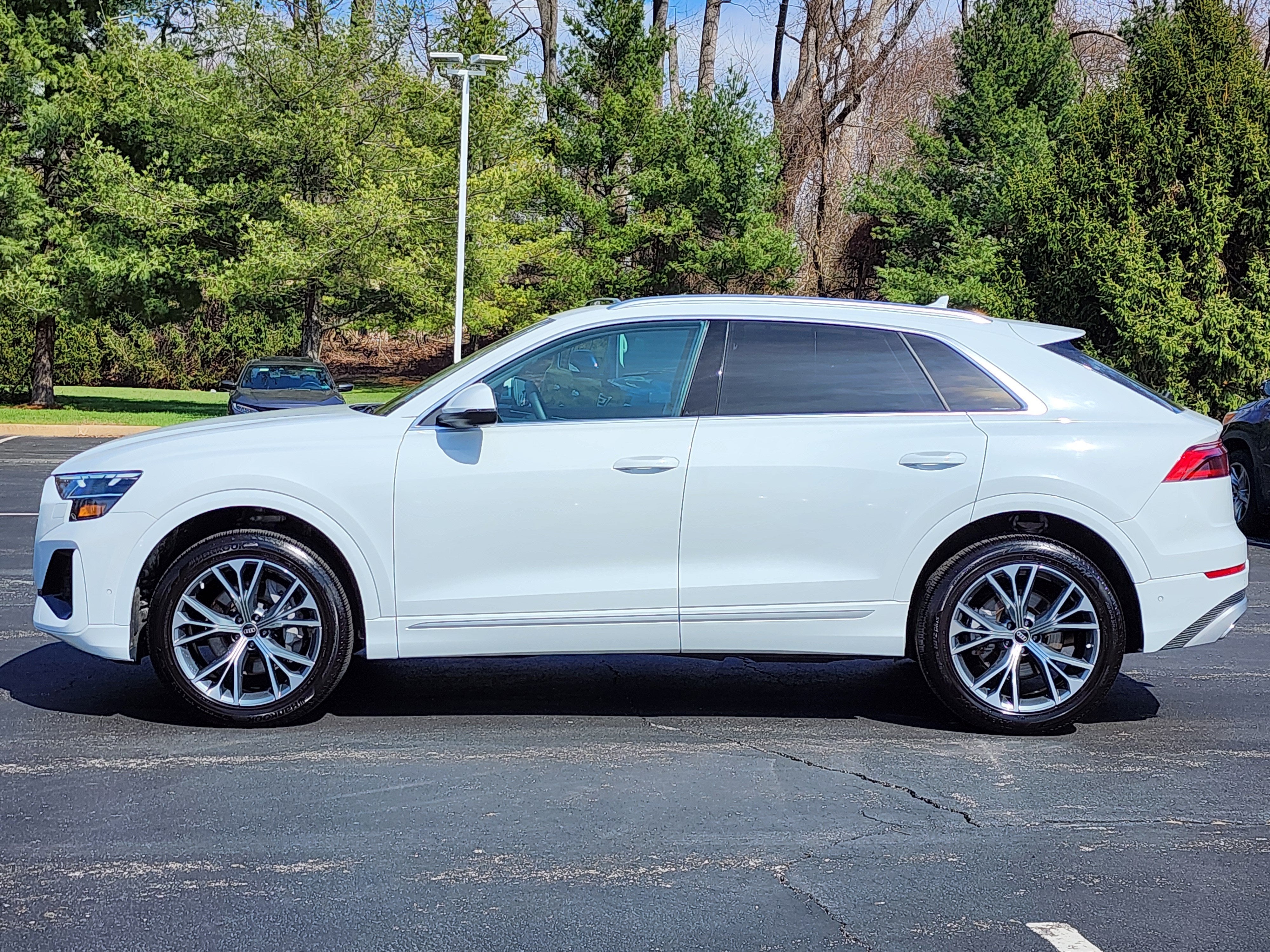 2025 Audi Q8 55 Premium Plus quattro