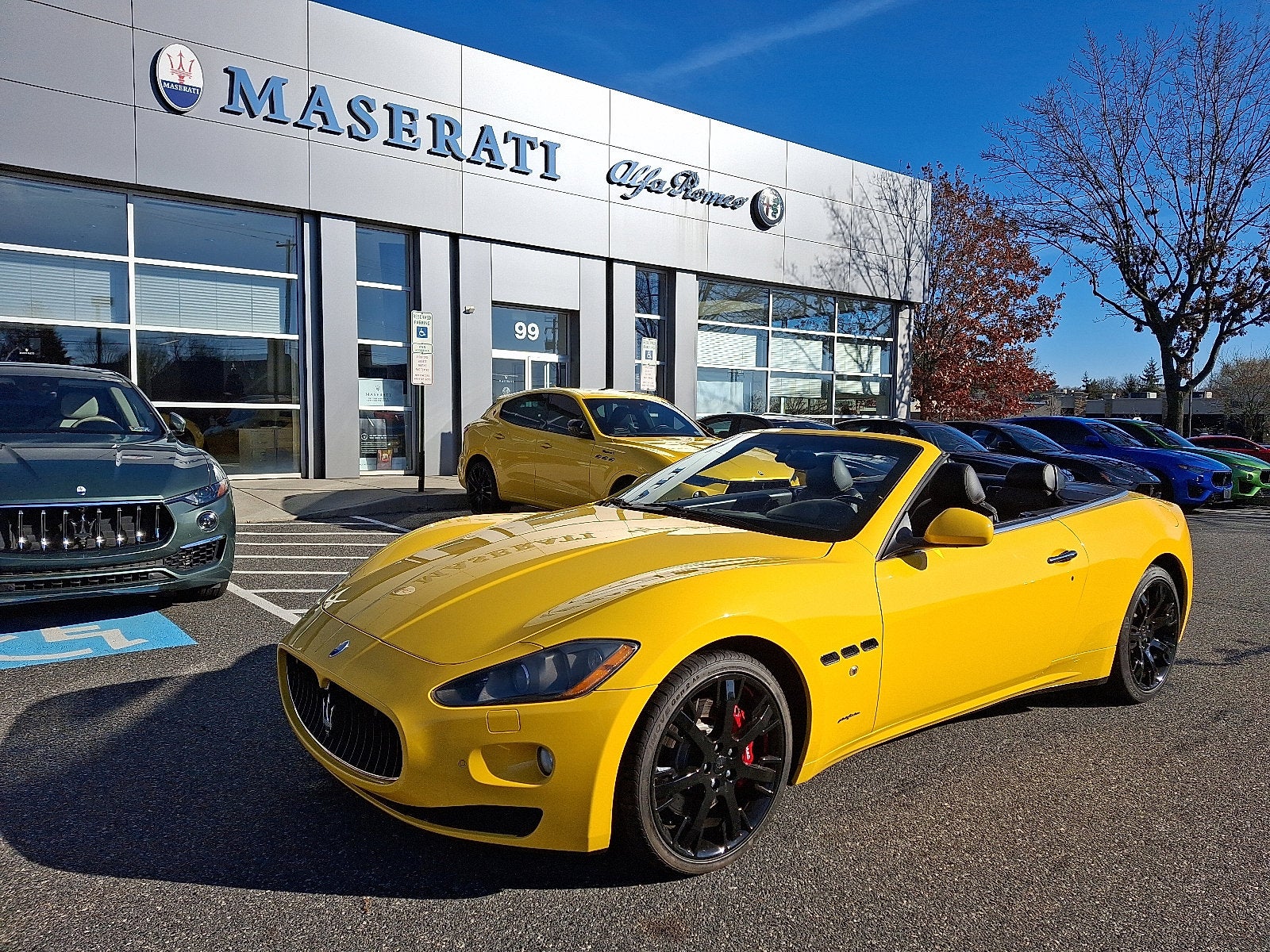 2011 Maserati GranTurismo Base