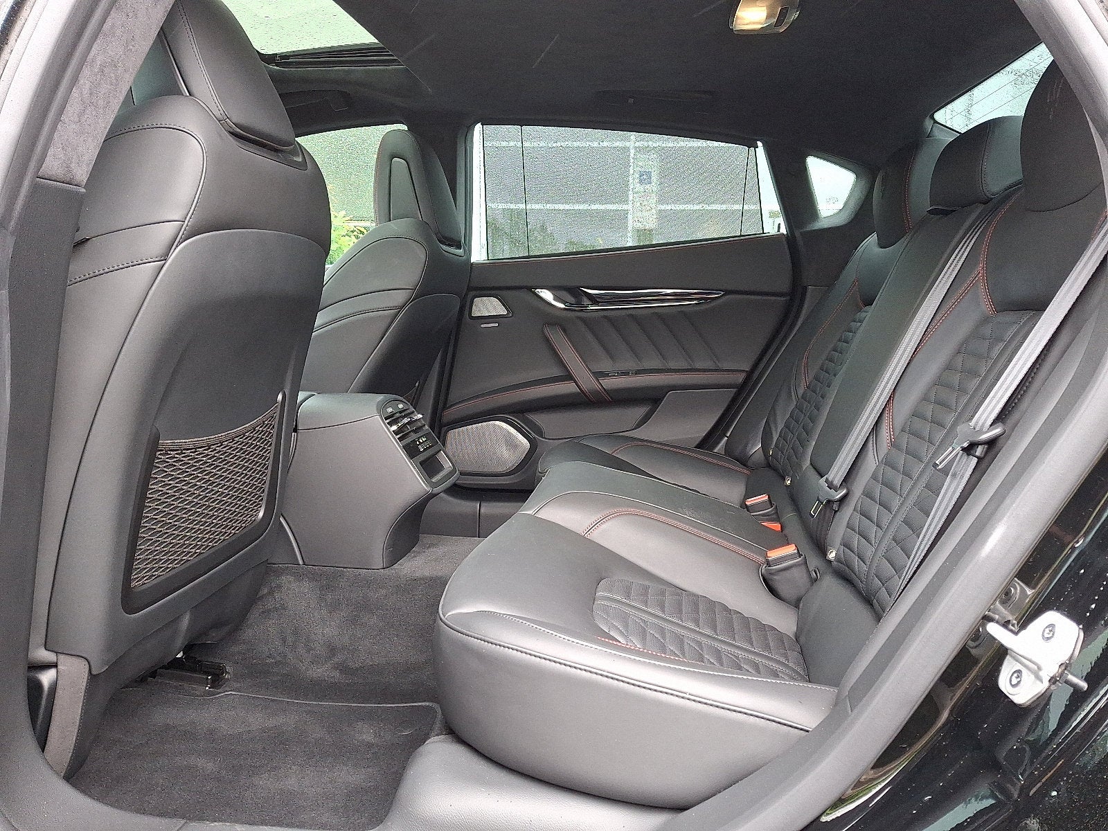 2021 Maserati Quattroporte Trofeo