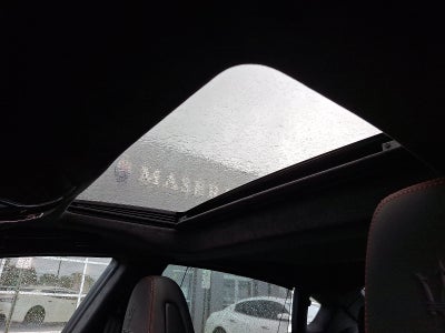 2021 Maserati Quattroporte Trofeo