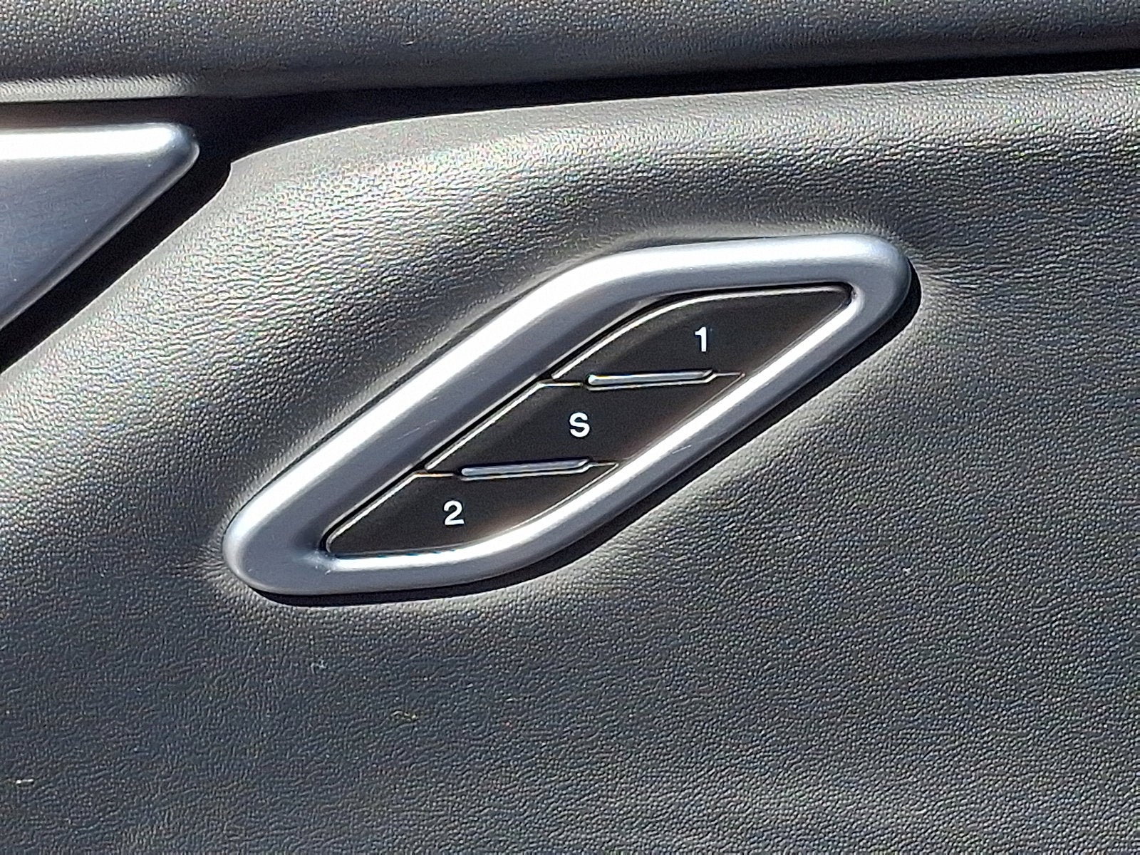 2022 Maserati Ghibli F Tributo