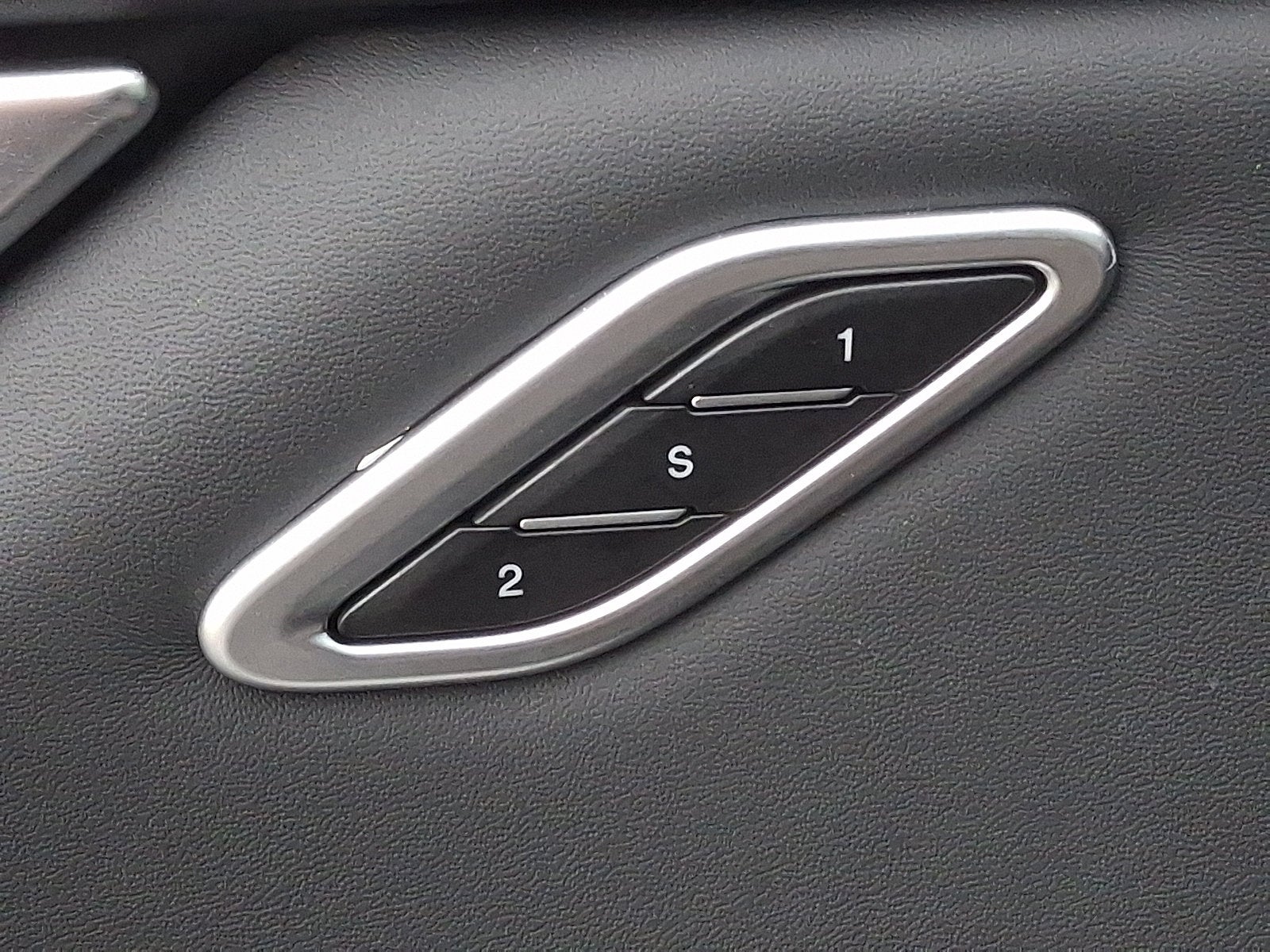 2024 Maserati Ghibli Modena