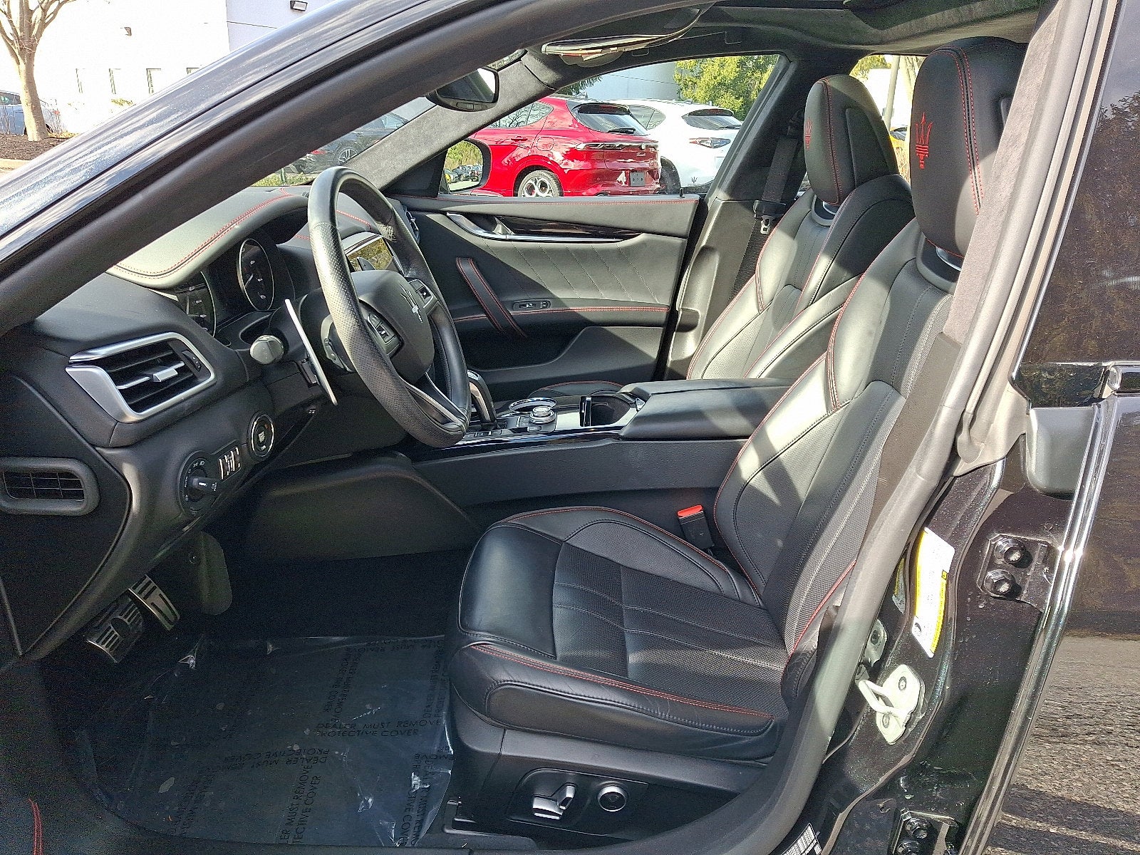 2022 Maserati Ghibli Modena Q4