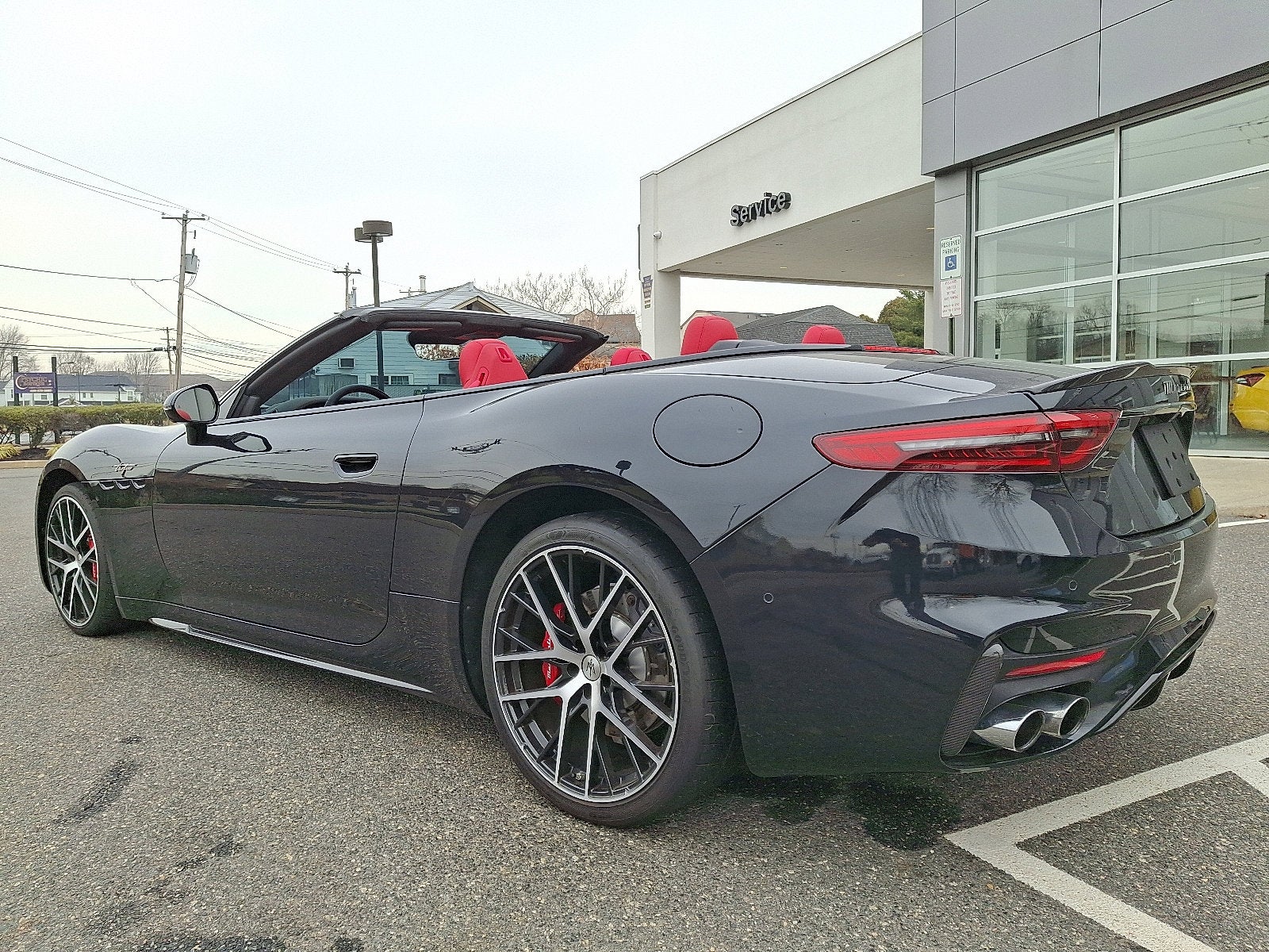2024 Maserati GranCabrio Trofeo