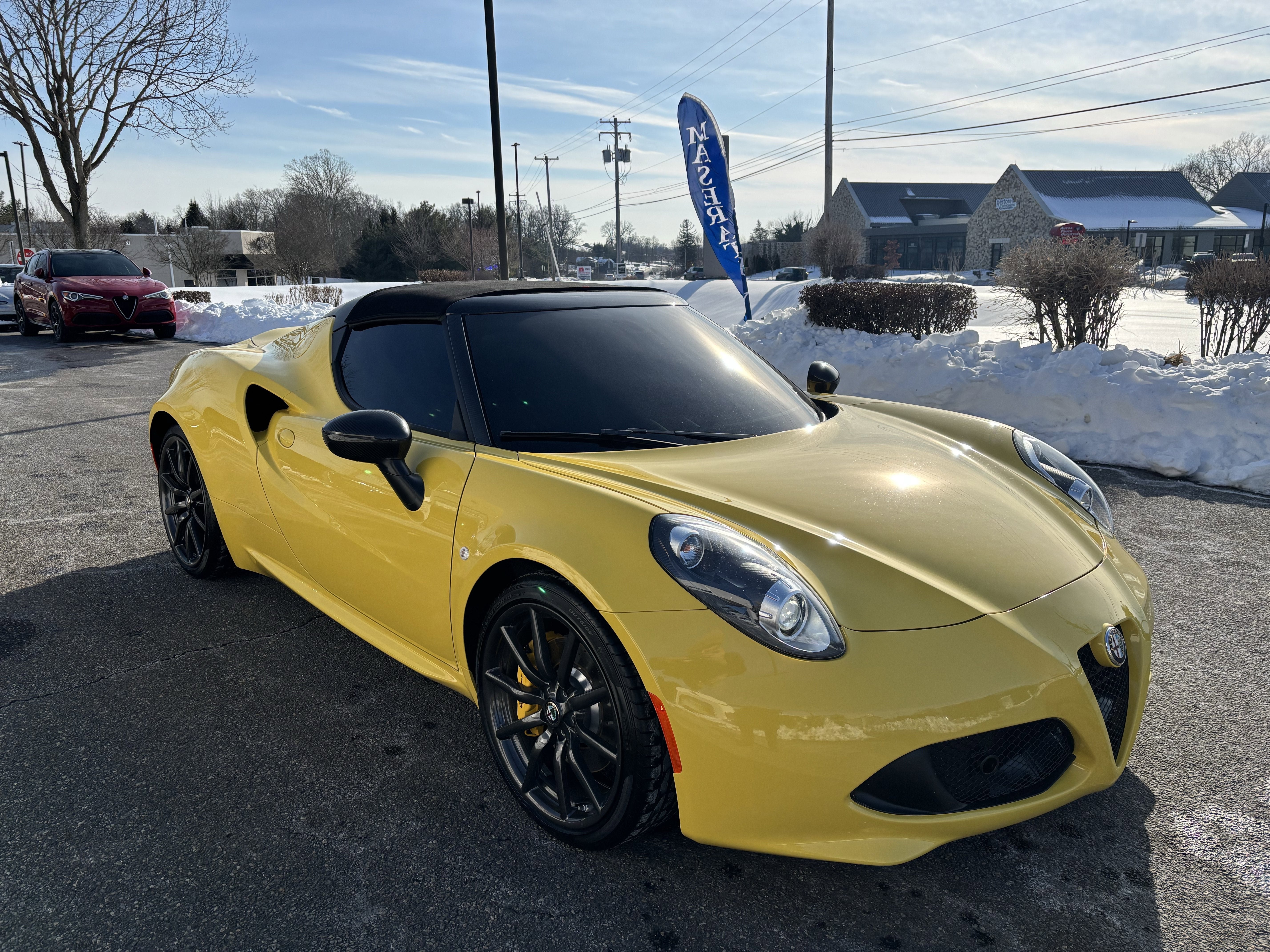 2016 Alfa Romeo 4C Base
