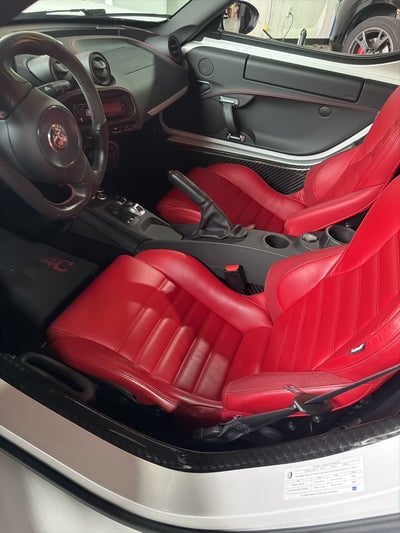 2019 Alfa Romeo 4C Base