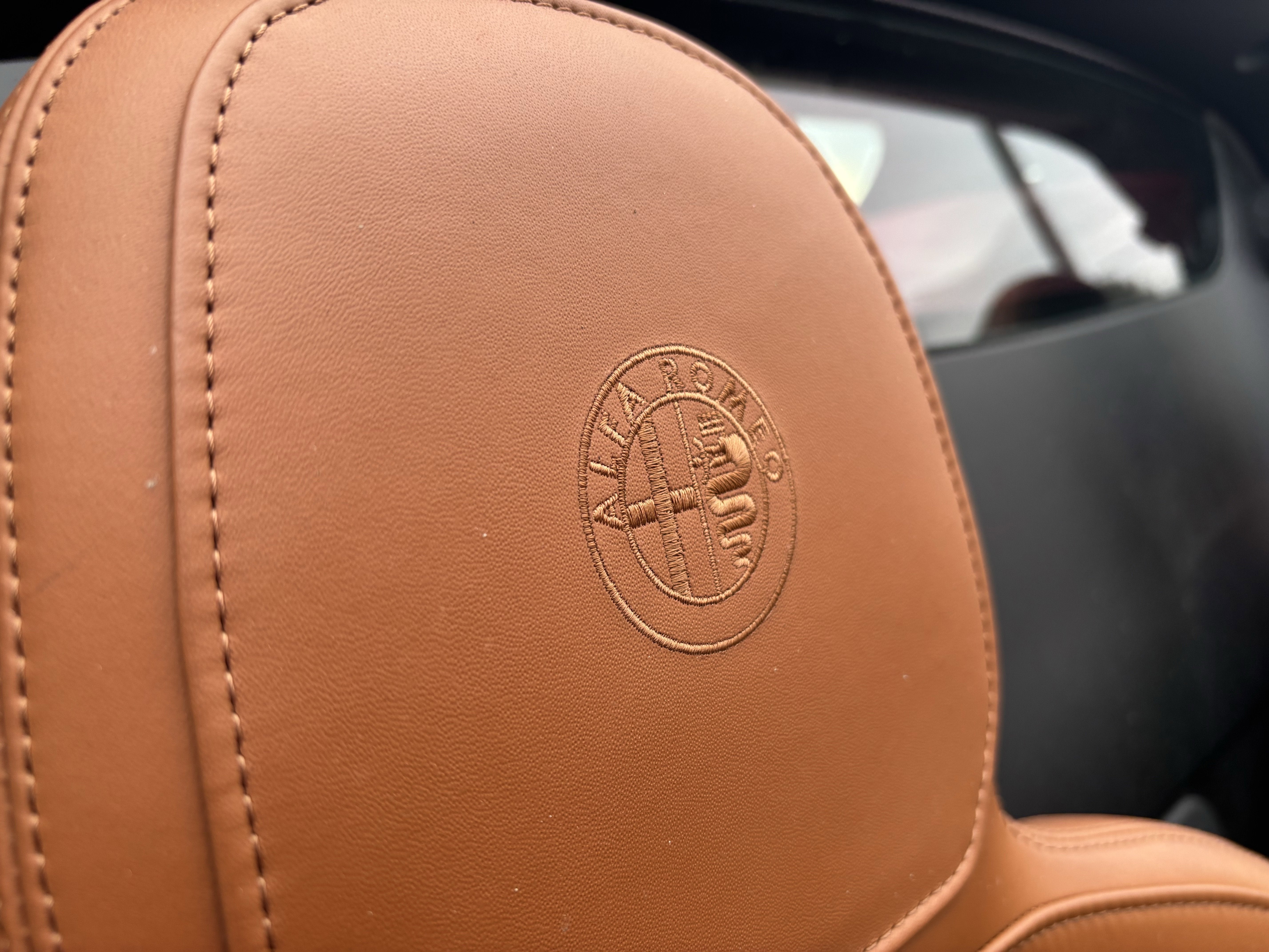 2016 Alfa Romeo 4C Base