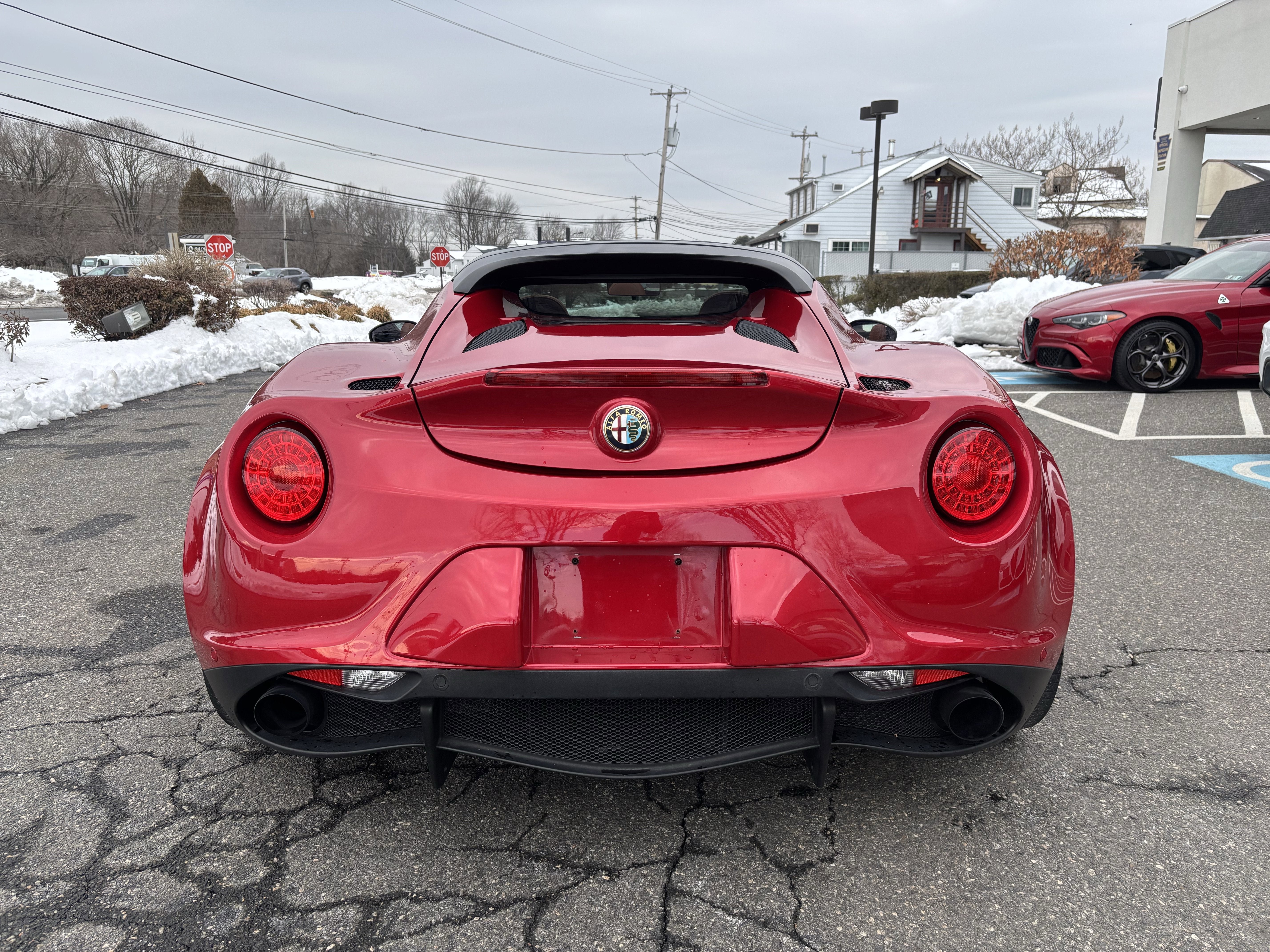 2016 Alfa Romeo 4C Base