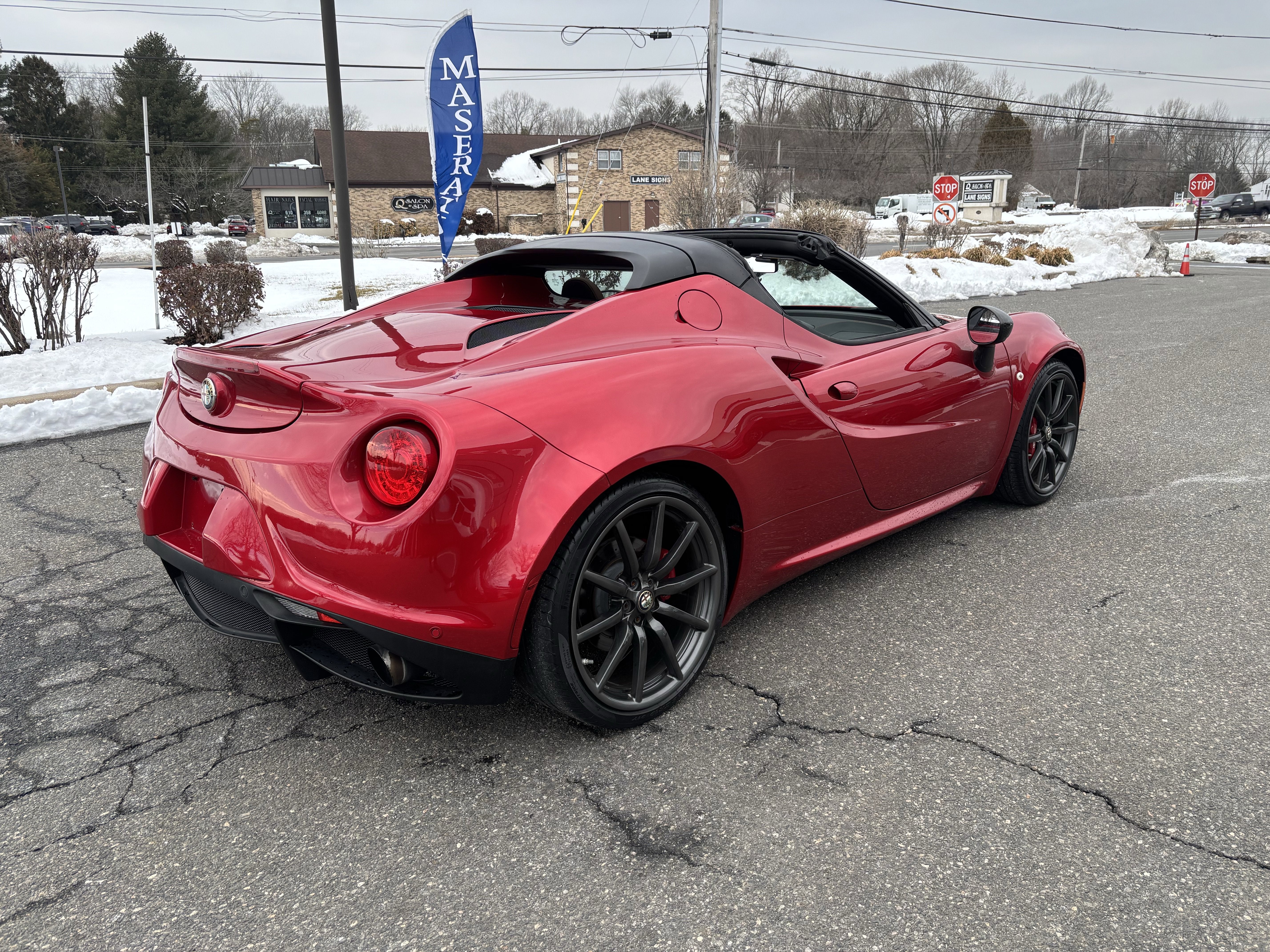 2016 Alfa Romeo 4C Base