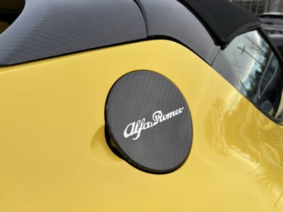 2016 Alfa Romeo 4C Base