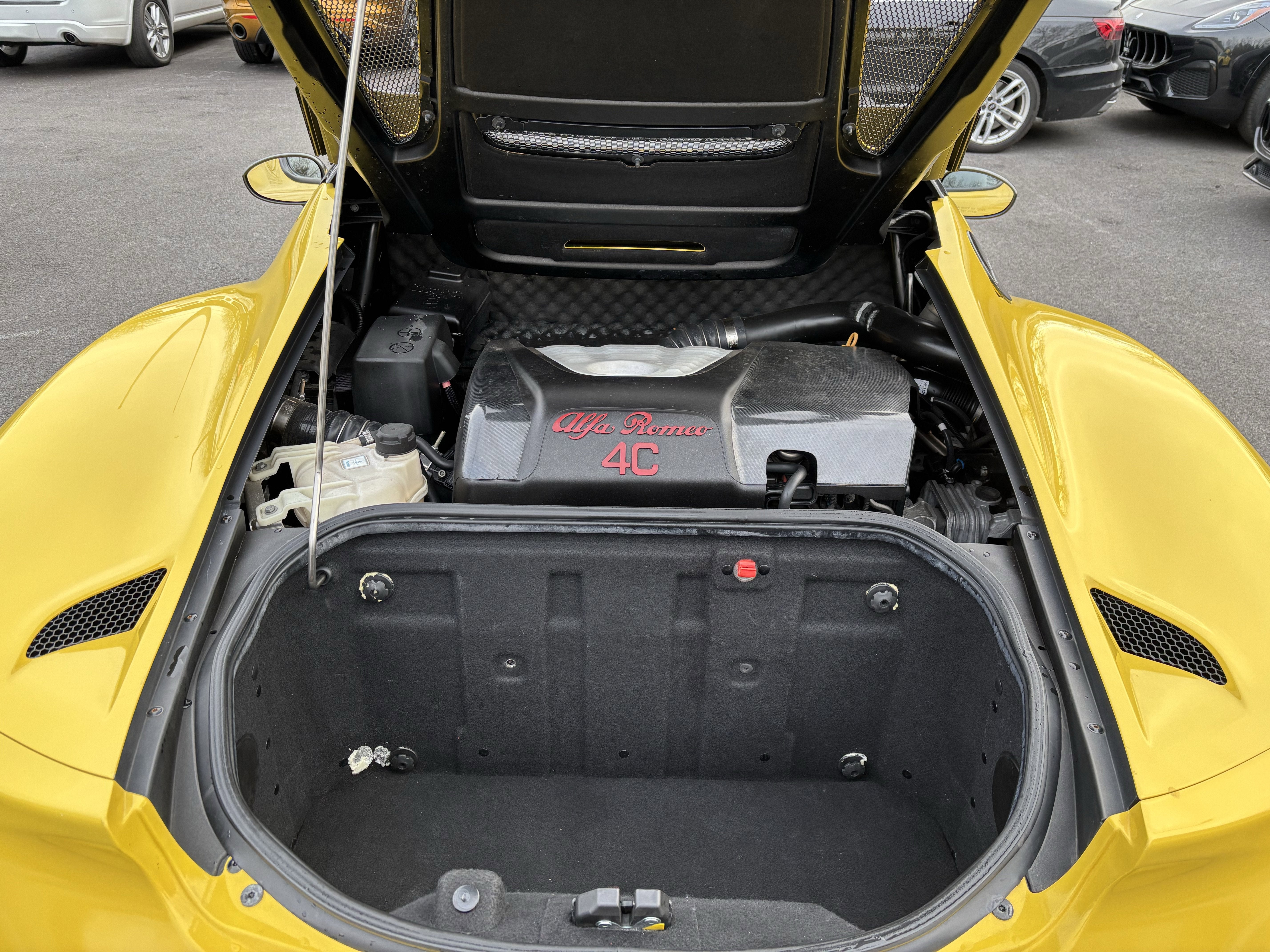 2016 Alfa Romeo 4C Base