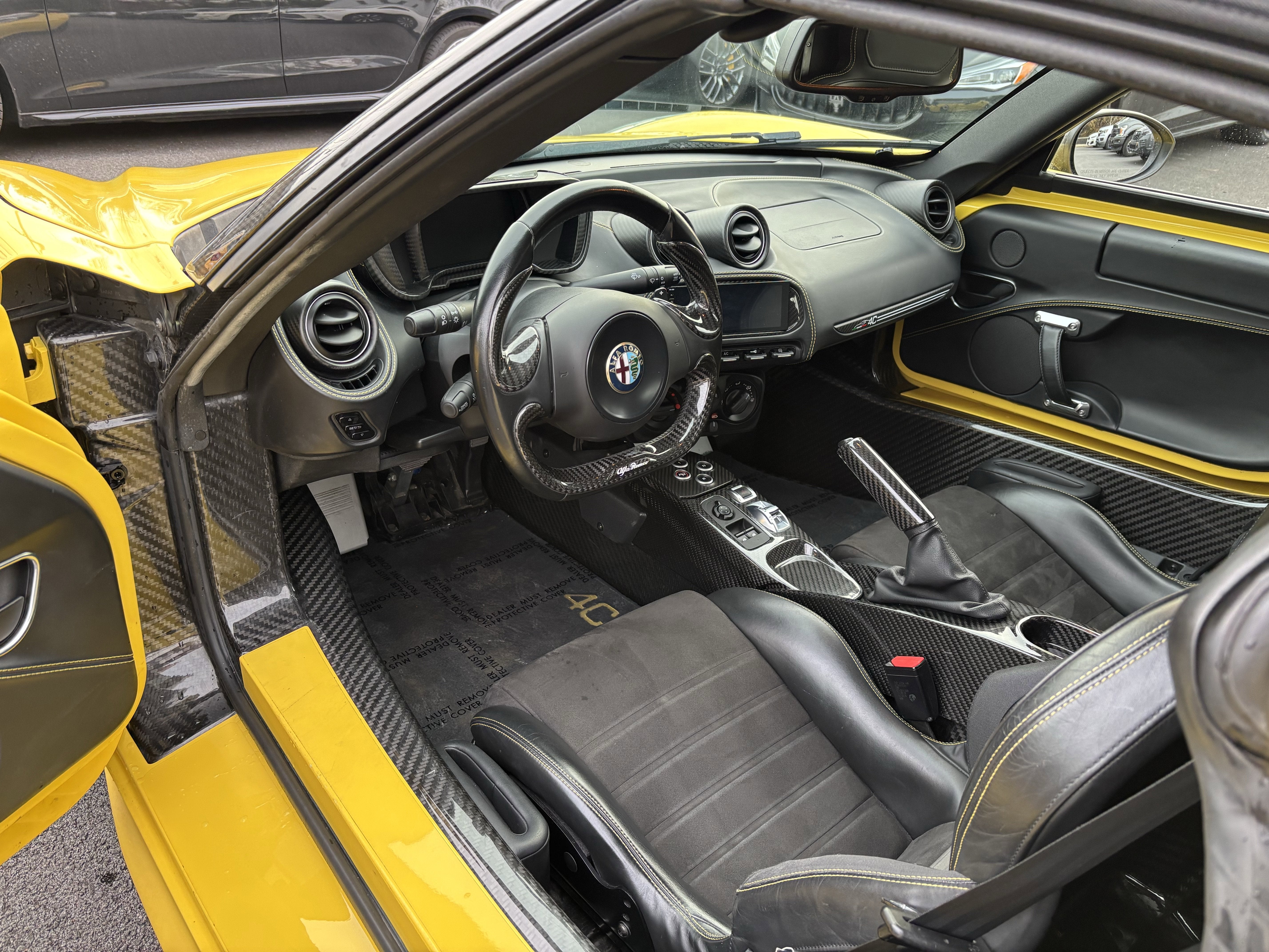 2016 Alfa Romeo 4C Base