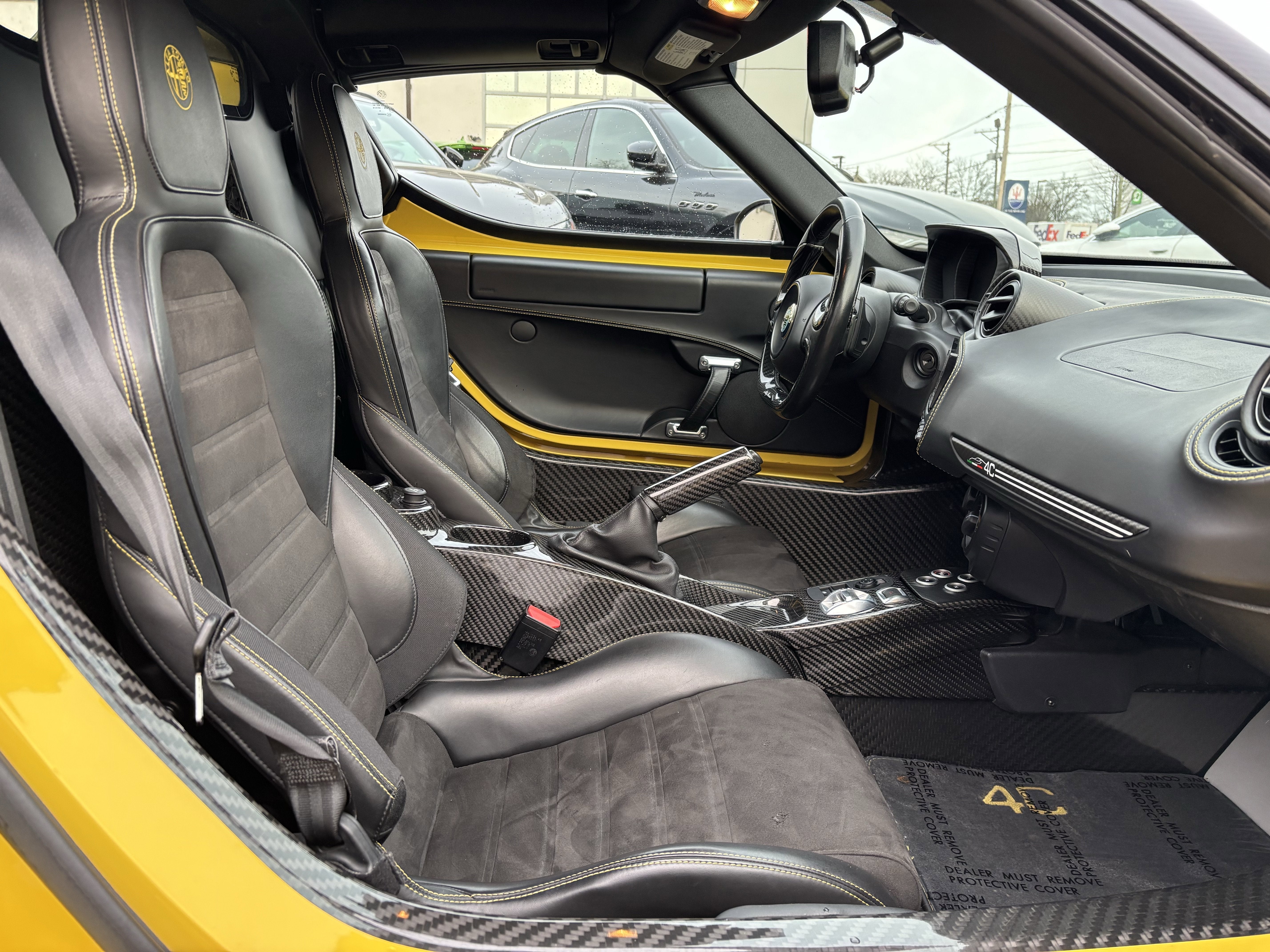 2016 Alfa Romeo 4C Base