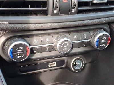 2022 Alfa Romeo Giulia Ti