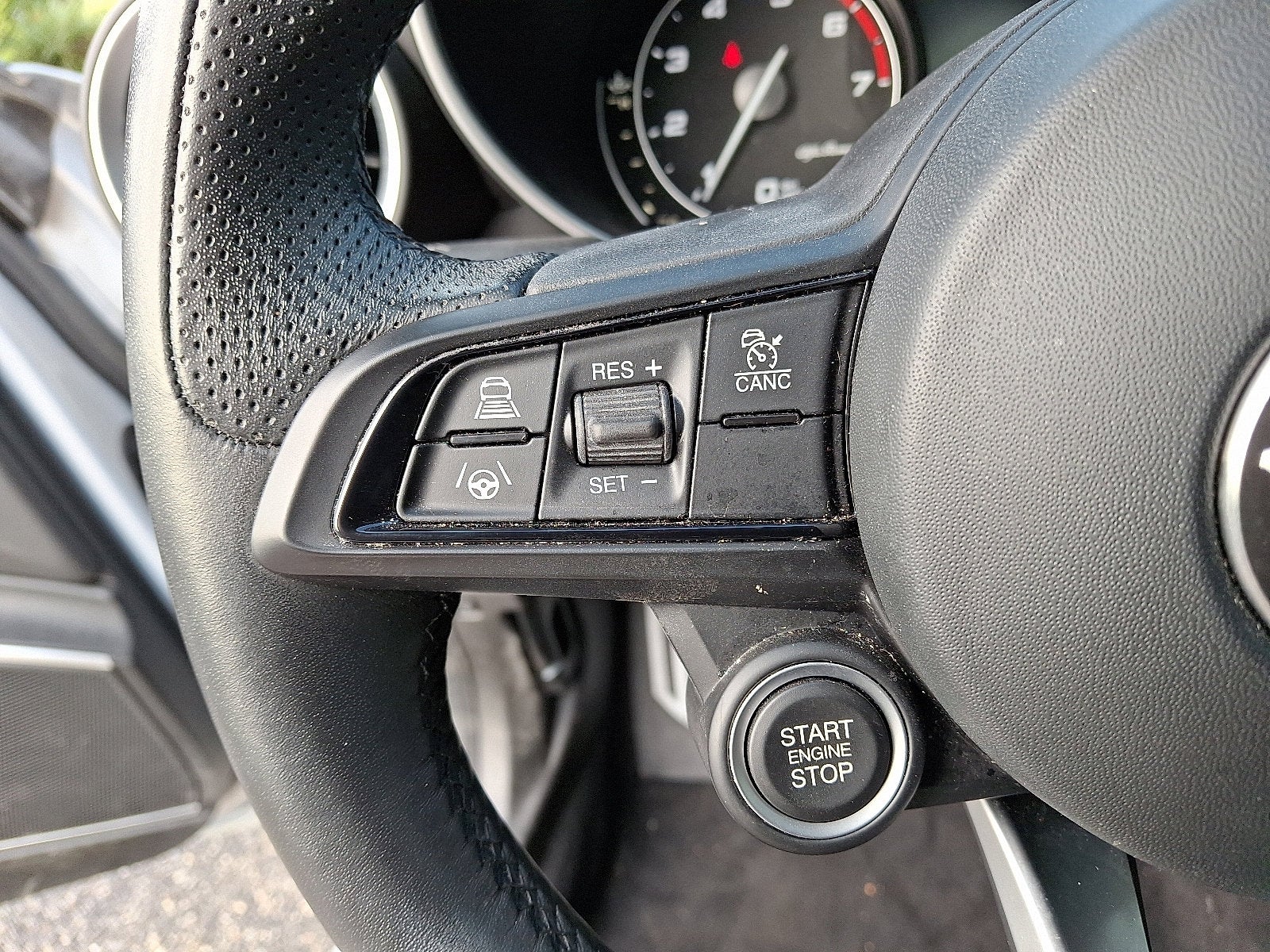 2022 Alfa Romeo Giulia Ti