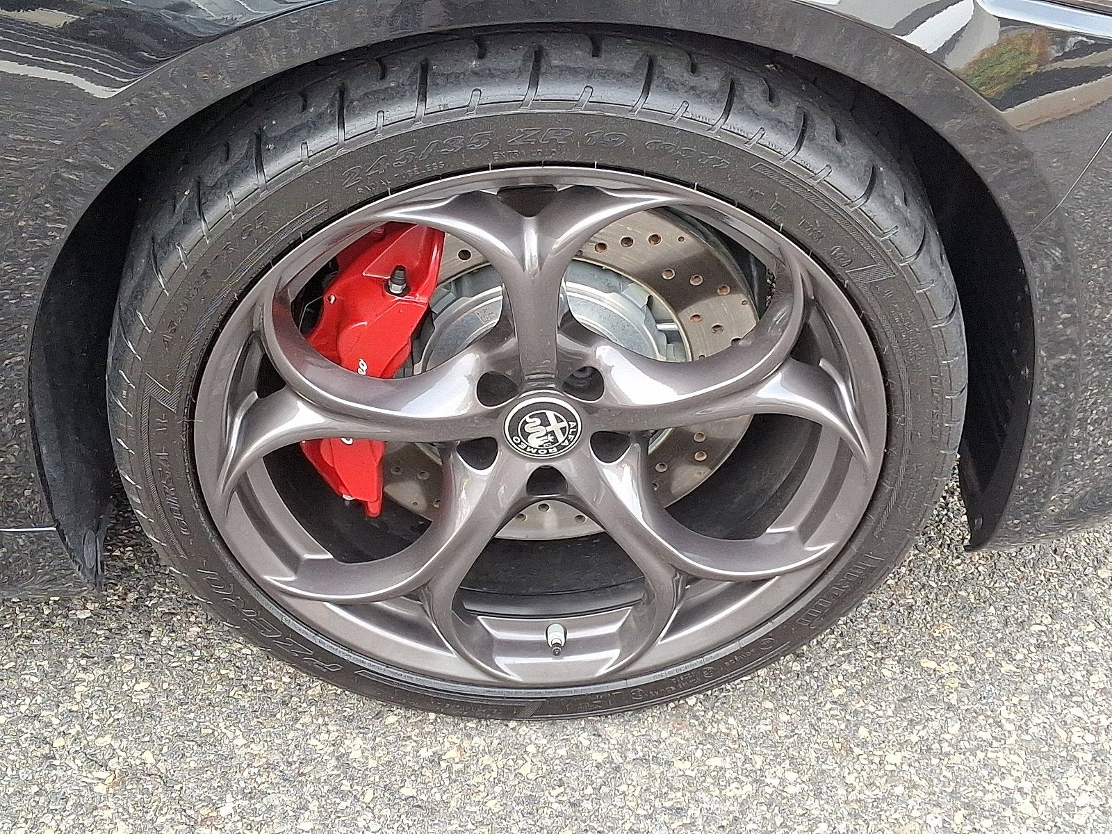 2023 Alfa Romeo Giulia Quadrifoglio