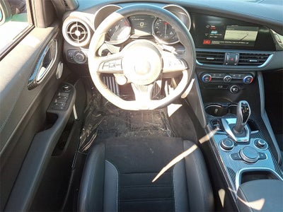 2023 Alfa Romeo Giulia Quadrifoglio