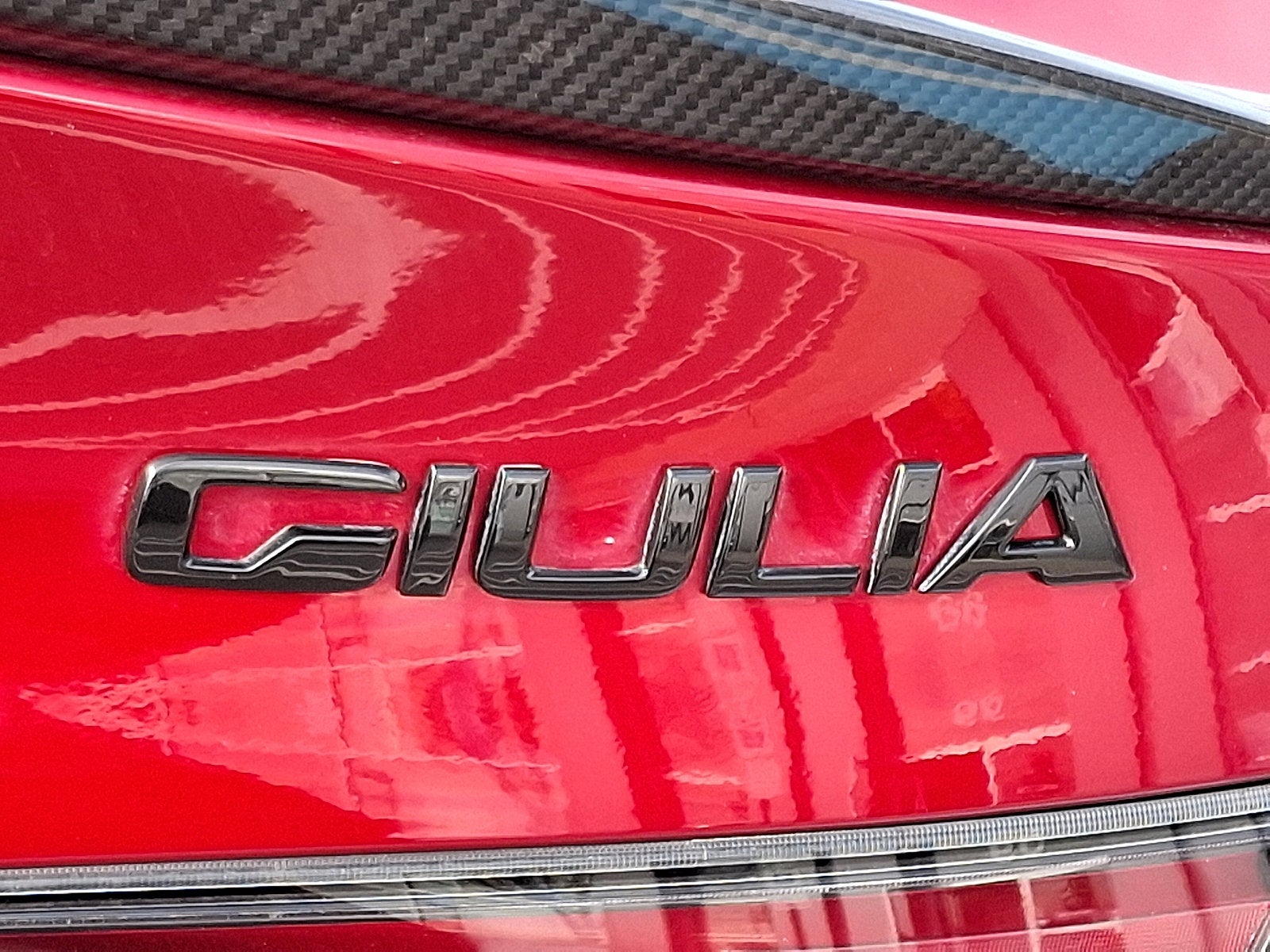 2024 Alfa Romeo Giulia Quadrifoglio