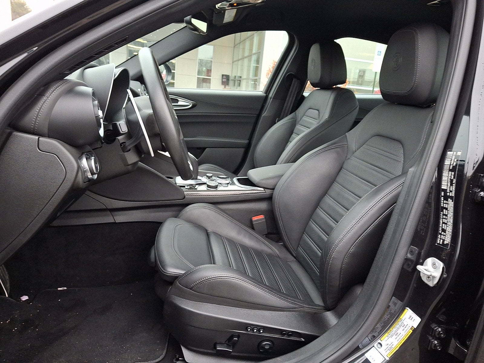 2023 Alfa Romeo Giulia Quadrifoglio