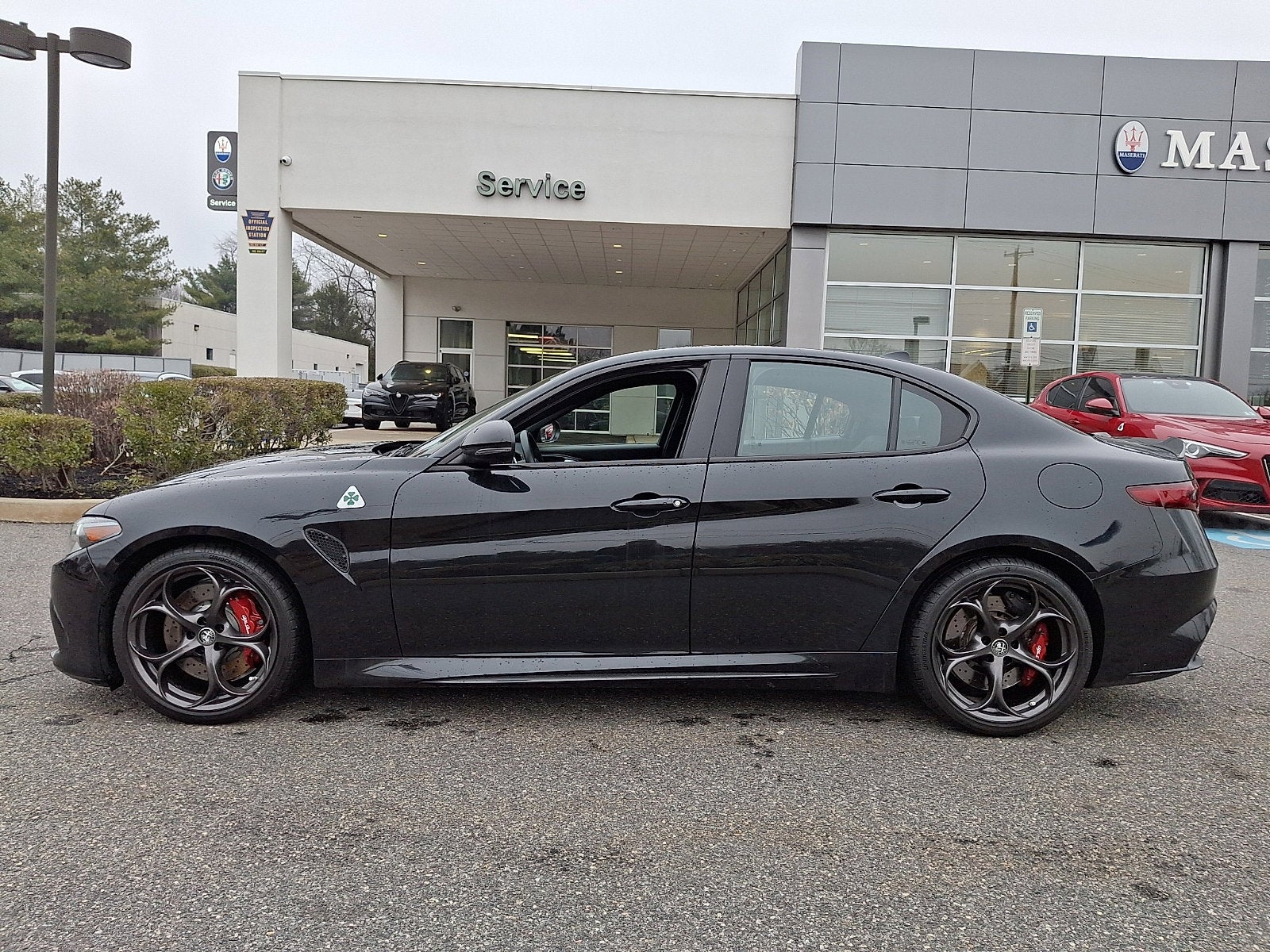 2023 Alfa Romeo Giulia Quadrifoglio