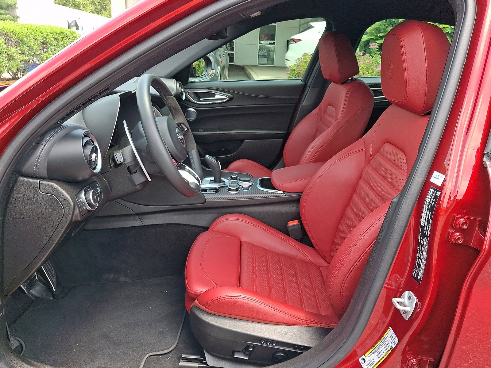 2024 Alfa Romeo Giulia Quadrifoglio