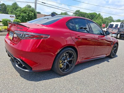 2024 Alfa Romeo Giulia Quadrifoglio