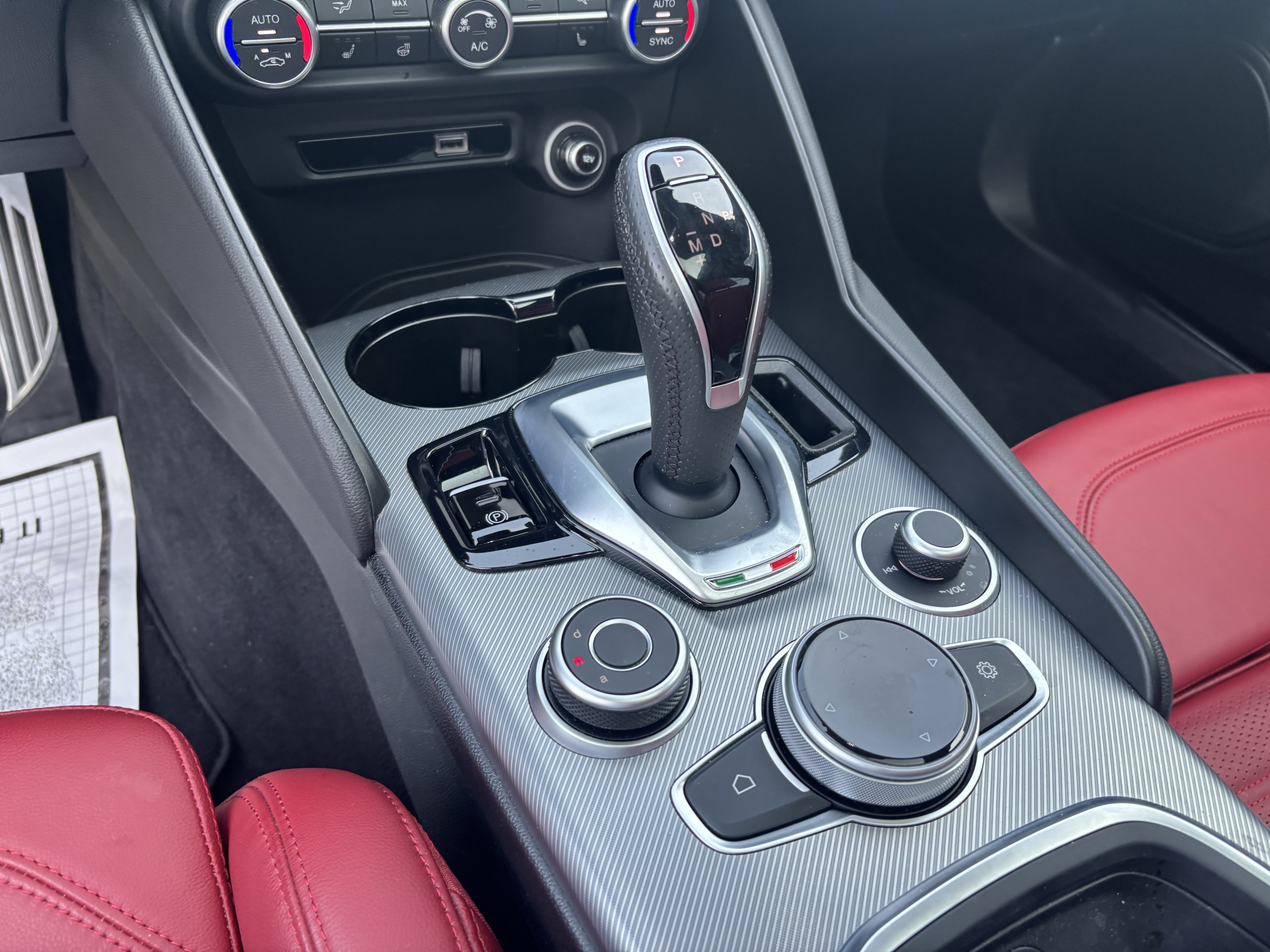 2024 Alfa Romeo Giulia Veloce