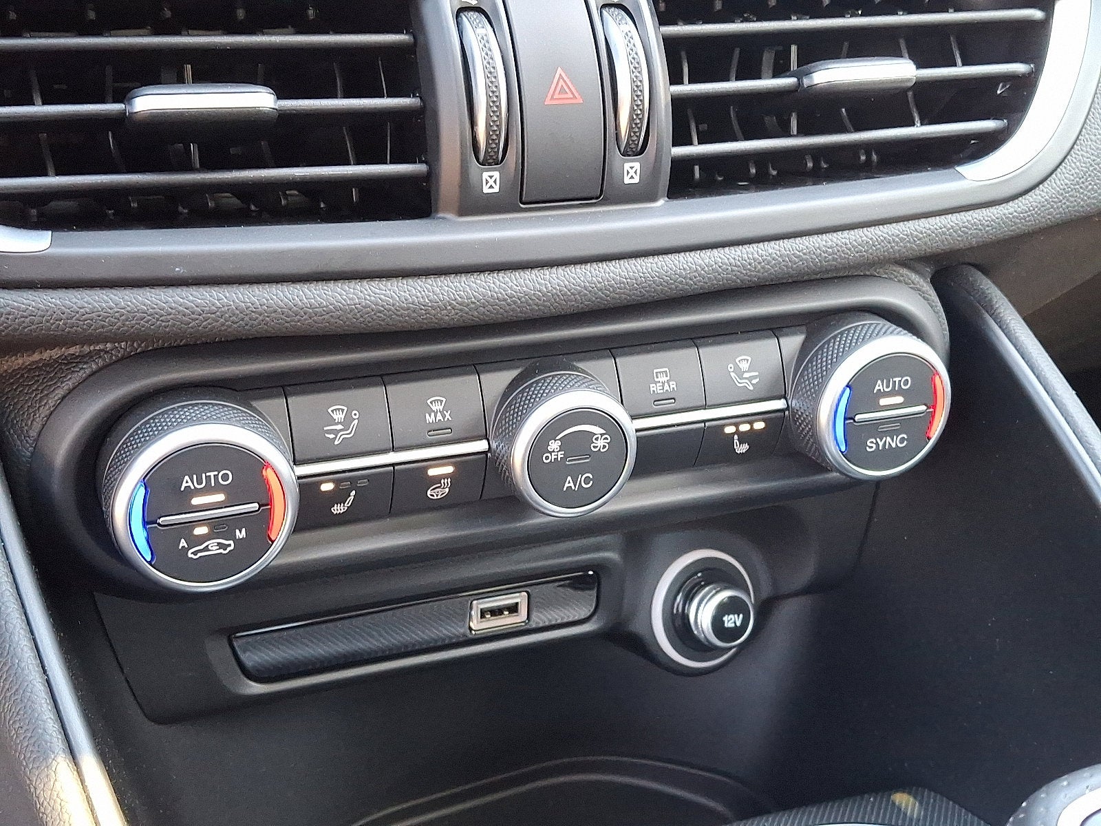 2024 Alfa Romeo Giulia Veloce