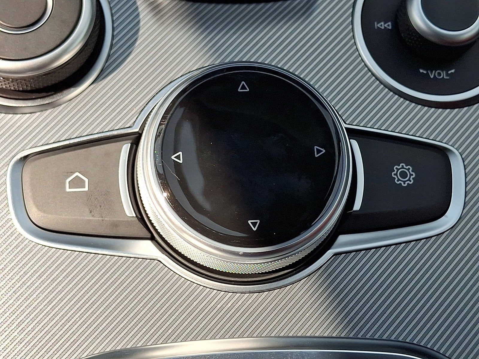 2024 Alfa Romeo Giulia Ti