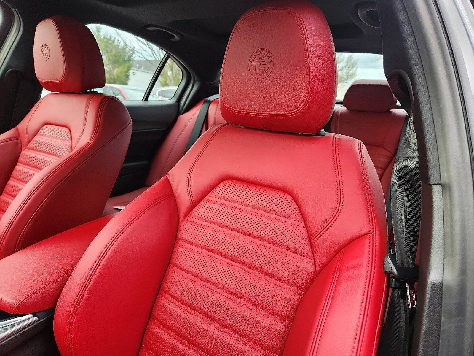 2024 Alfa Romeo Giulia Ti