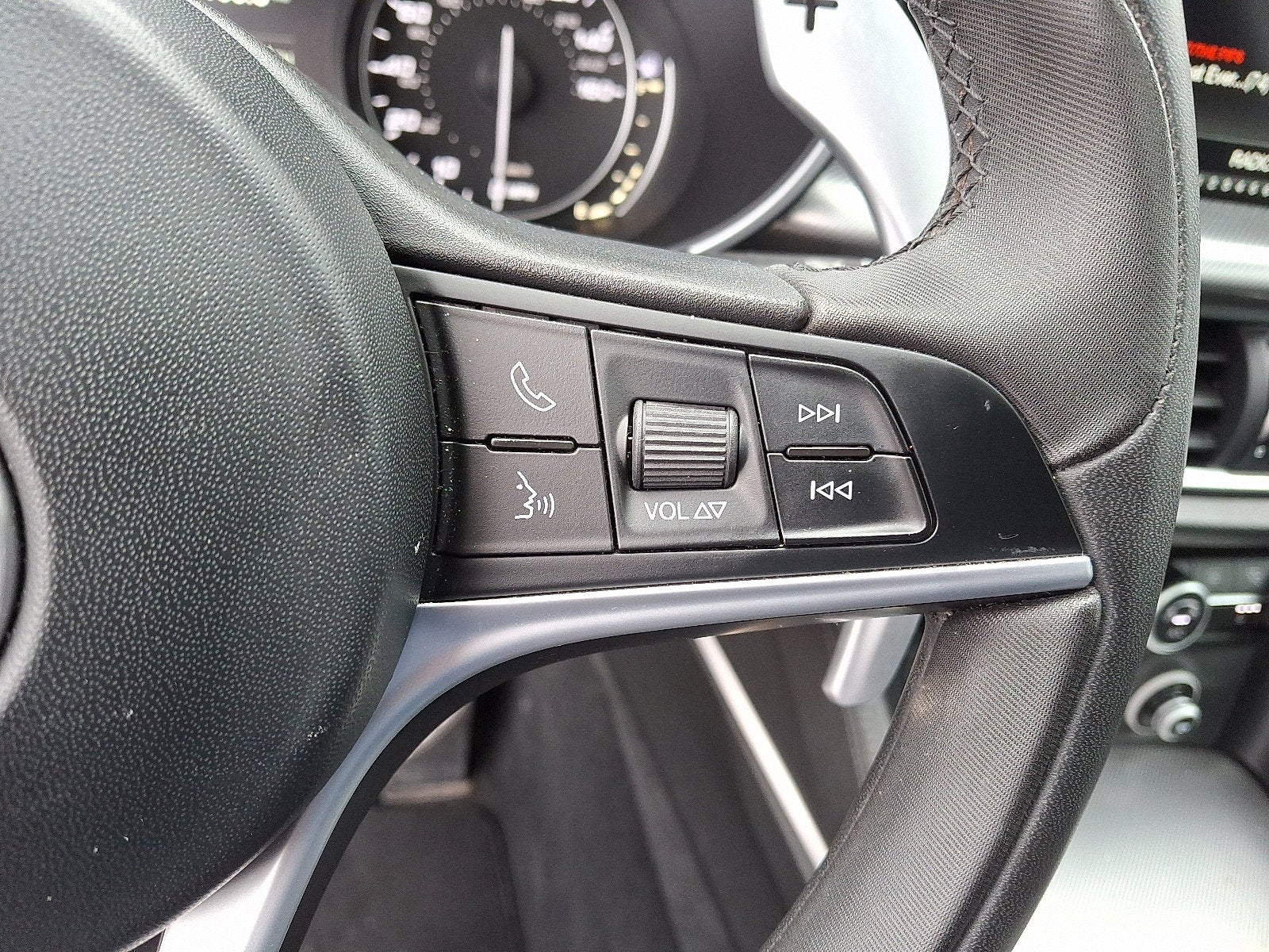 2018 Alfa Romeo Stelvio Base