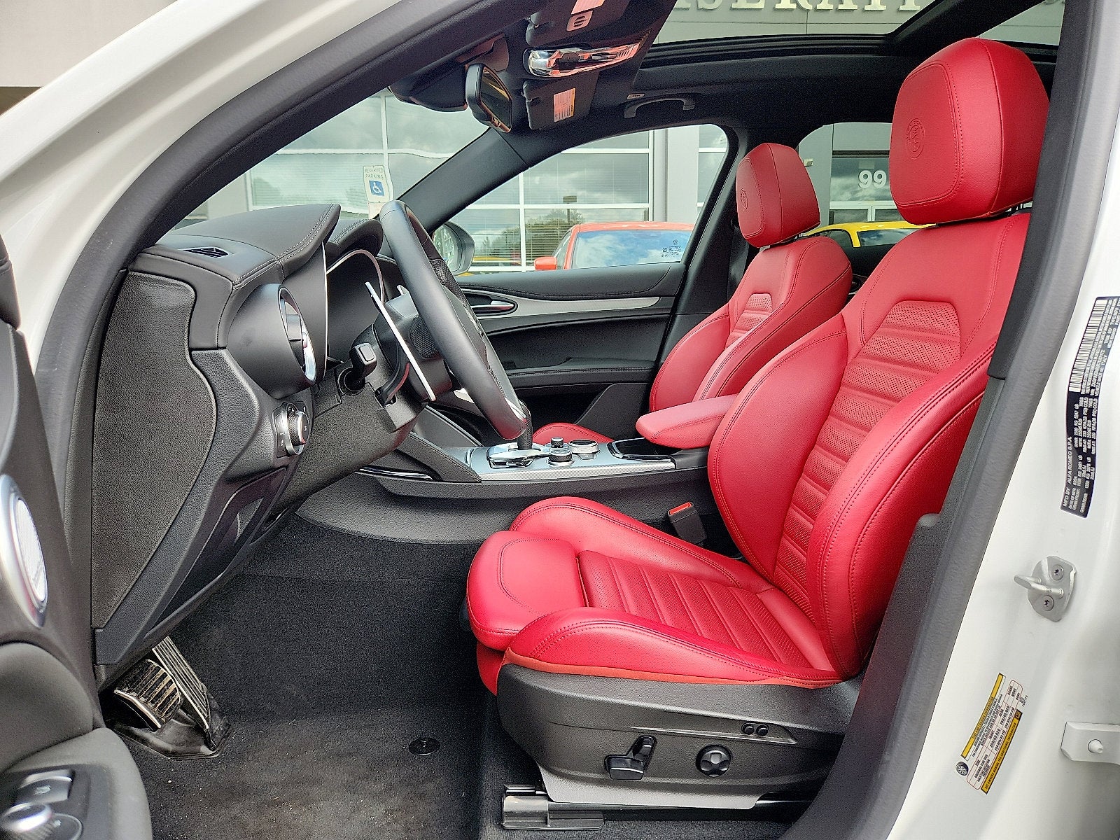 2024 Alfa Romeo Stelvio Veloce