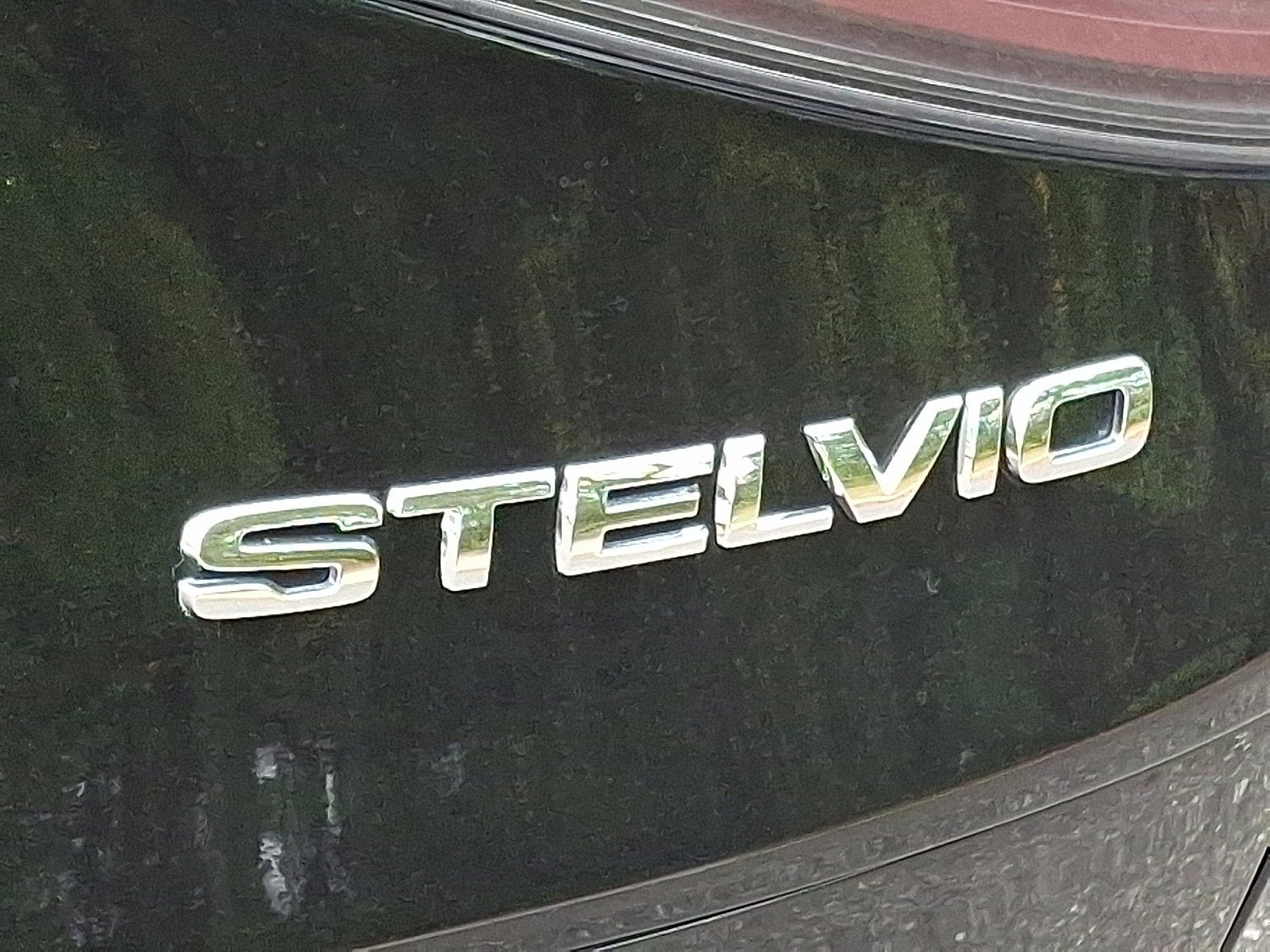 2024 Alfa Romeo Stelvio Quadrifoglio