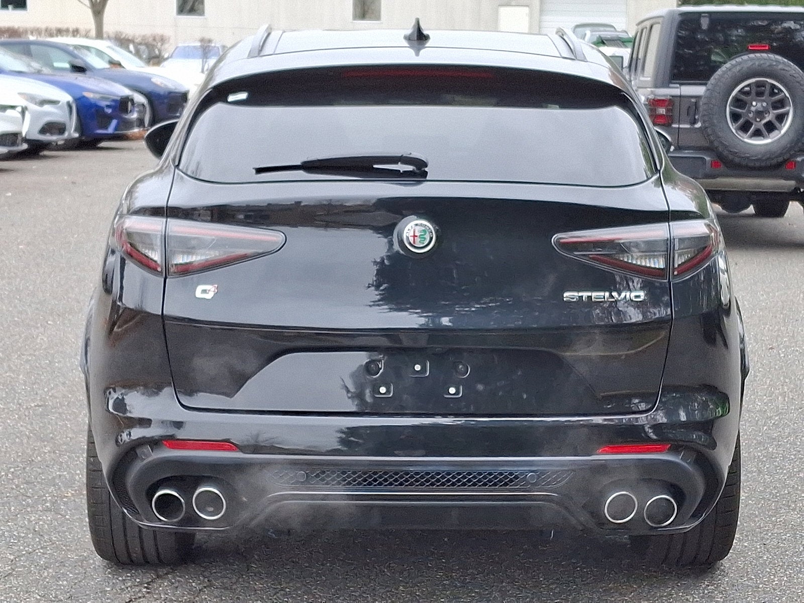 2024 Alfa Romeo Stelvio Quadrifoglio