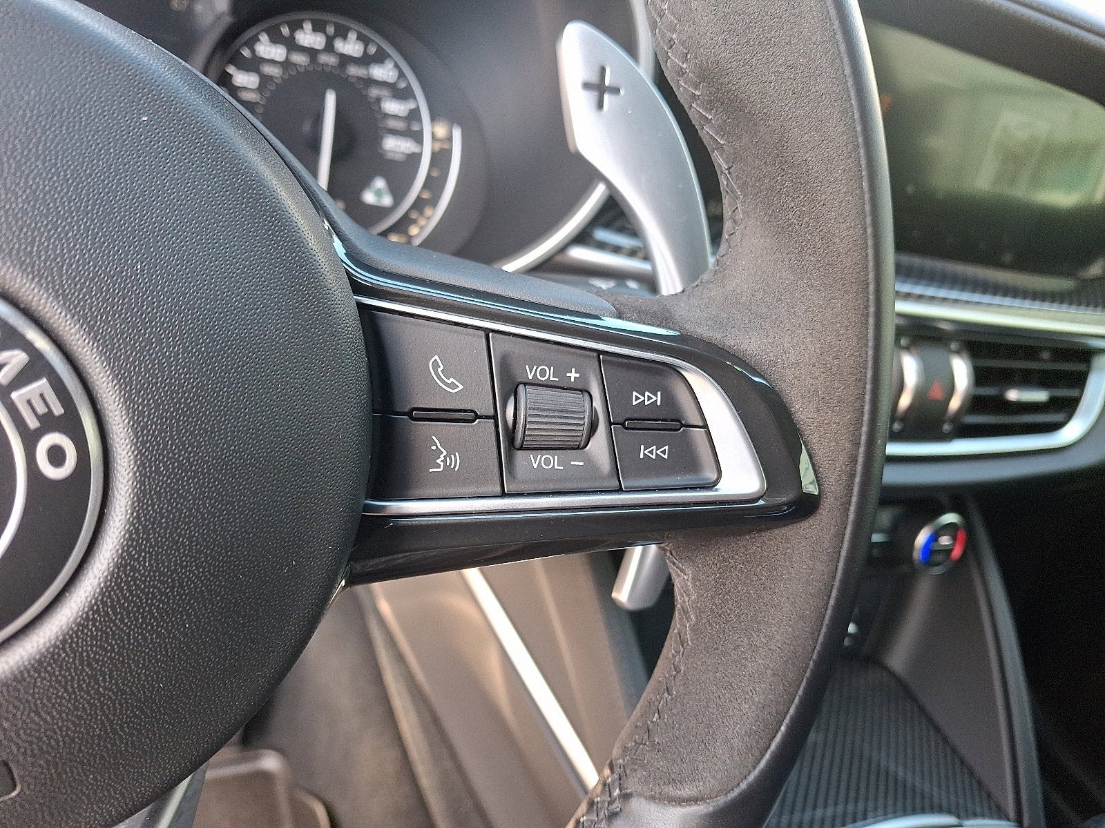 2022 Alfa Romeo Stelvio Quadrifoglio