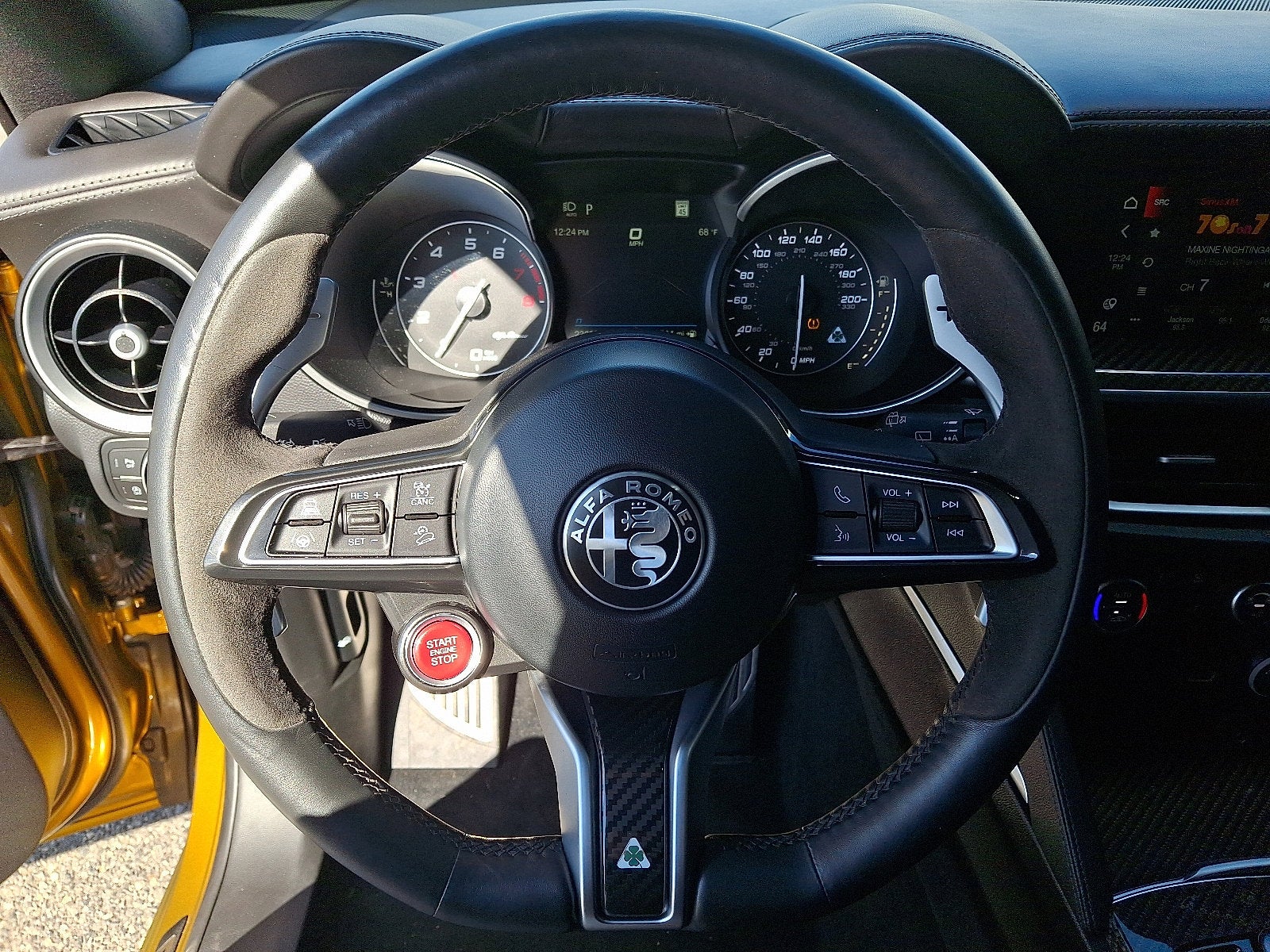 2022 Alfa Romeo Stelvio Quadrifoglio