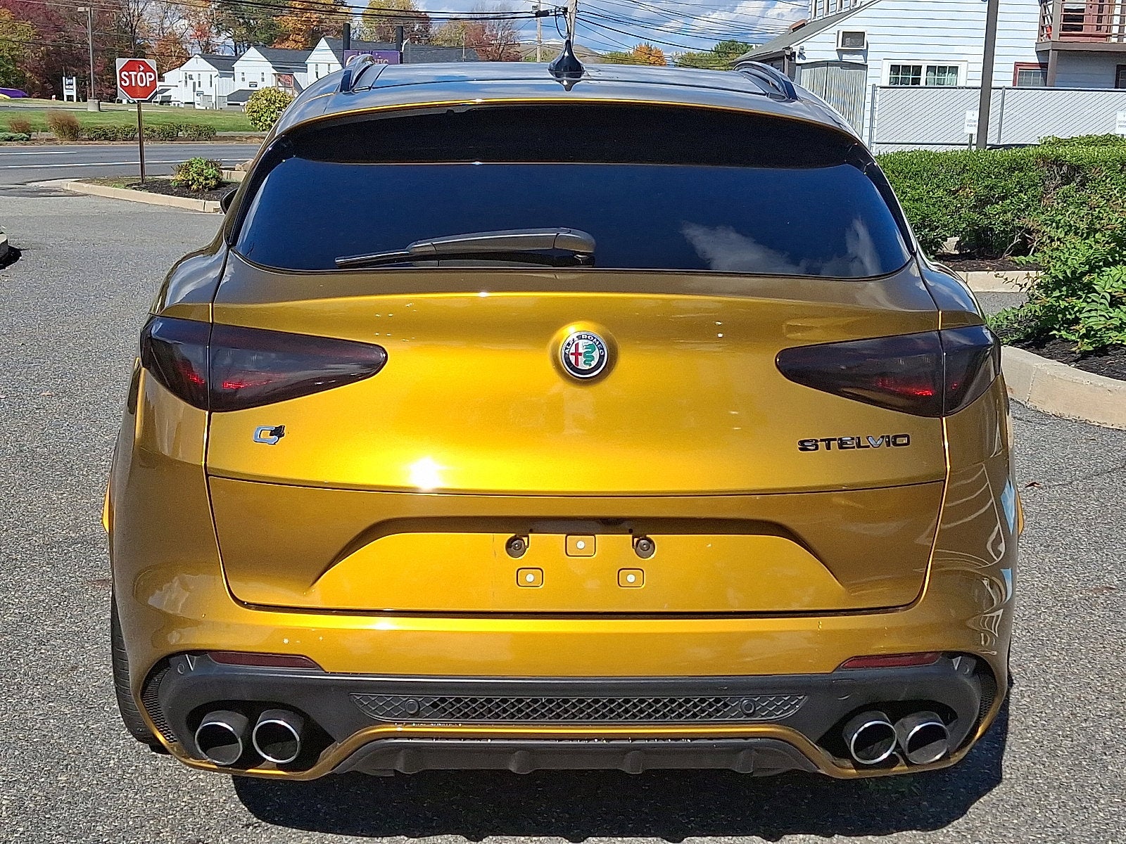 2022 Alfa Romeo Stelvio Quadrifoglio
