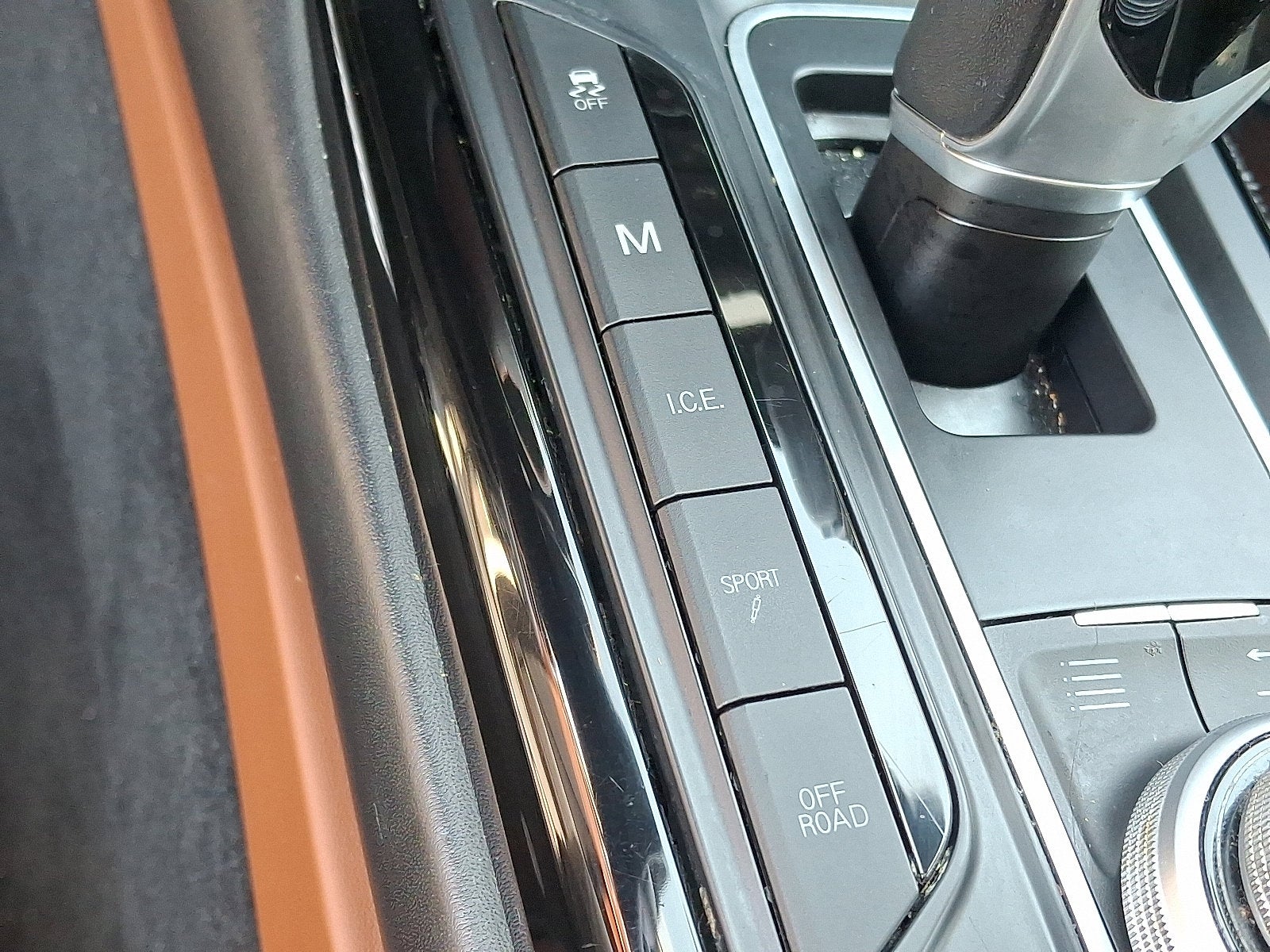 2017 Maserati Levante Base