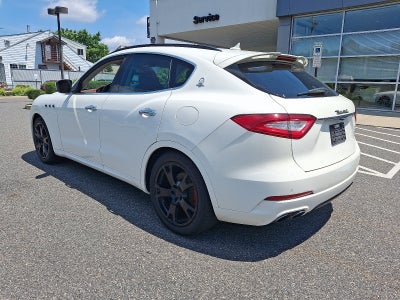 2017 Maserati Levante Base