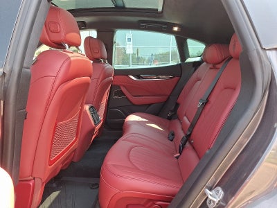 2022 Maserati Levante Modena